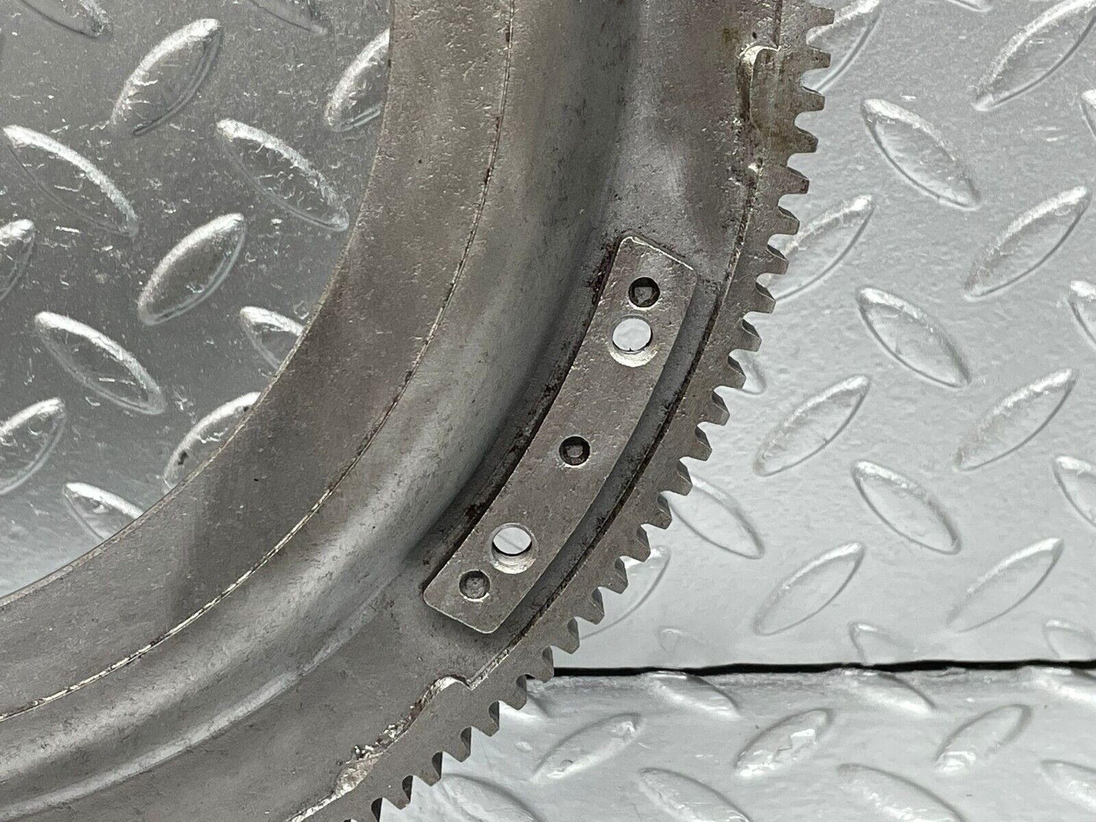 32752 Mercedes-Benz C107 R107 350 V8 Starter Ring