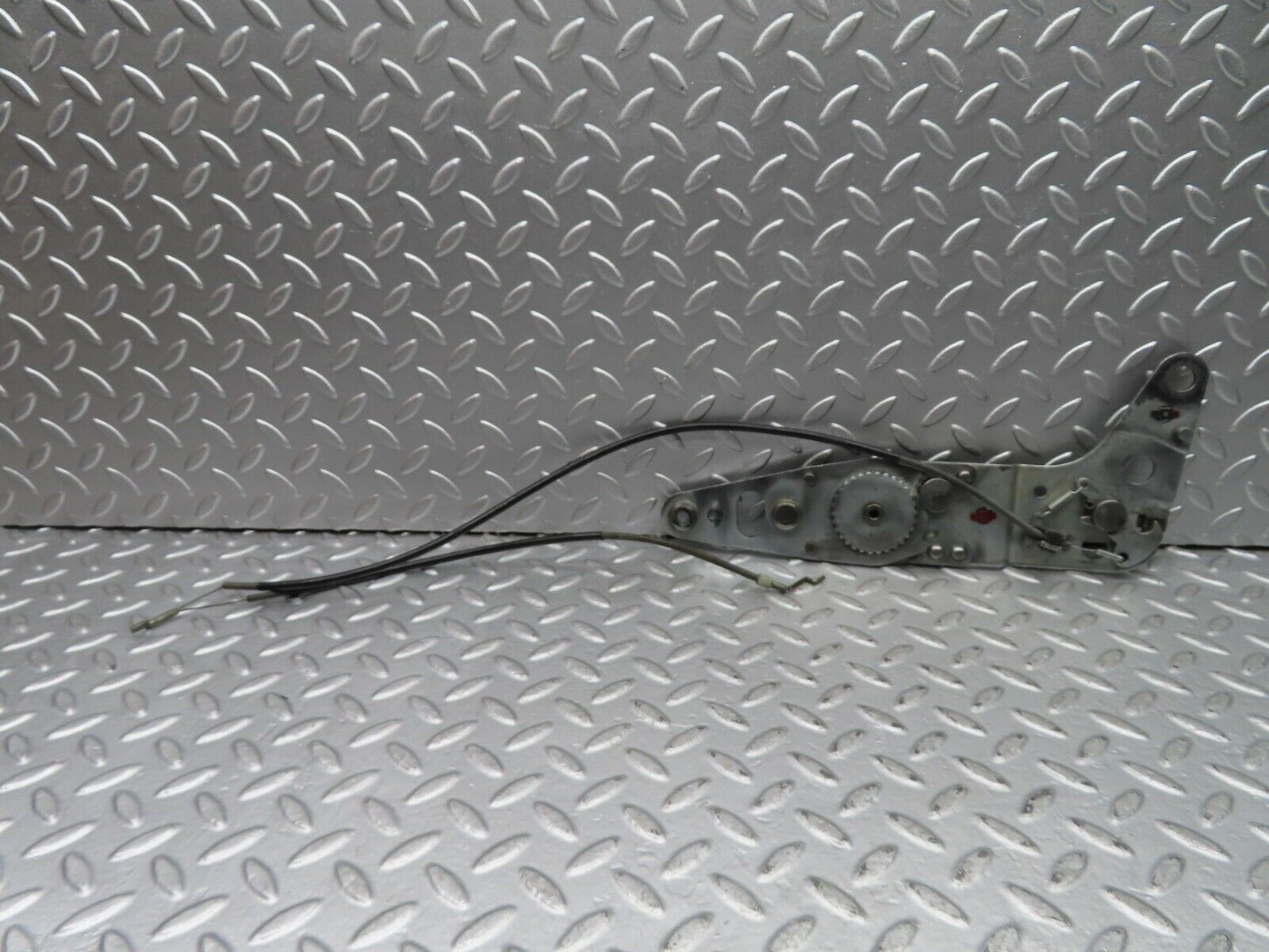 20553 Mercedes-Benz R107 450SL Front Right Seat Hinge 0009107585