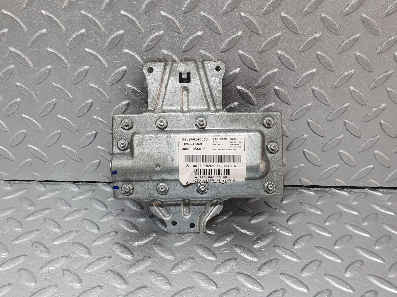 41751 Mercedes-Benz W202 C200 Left Side Airbag Module 002798269 1708600305