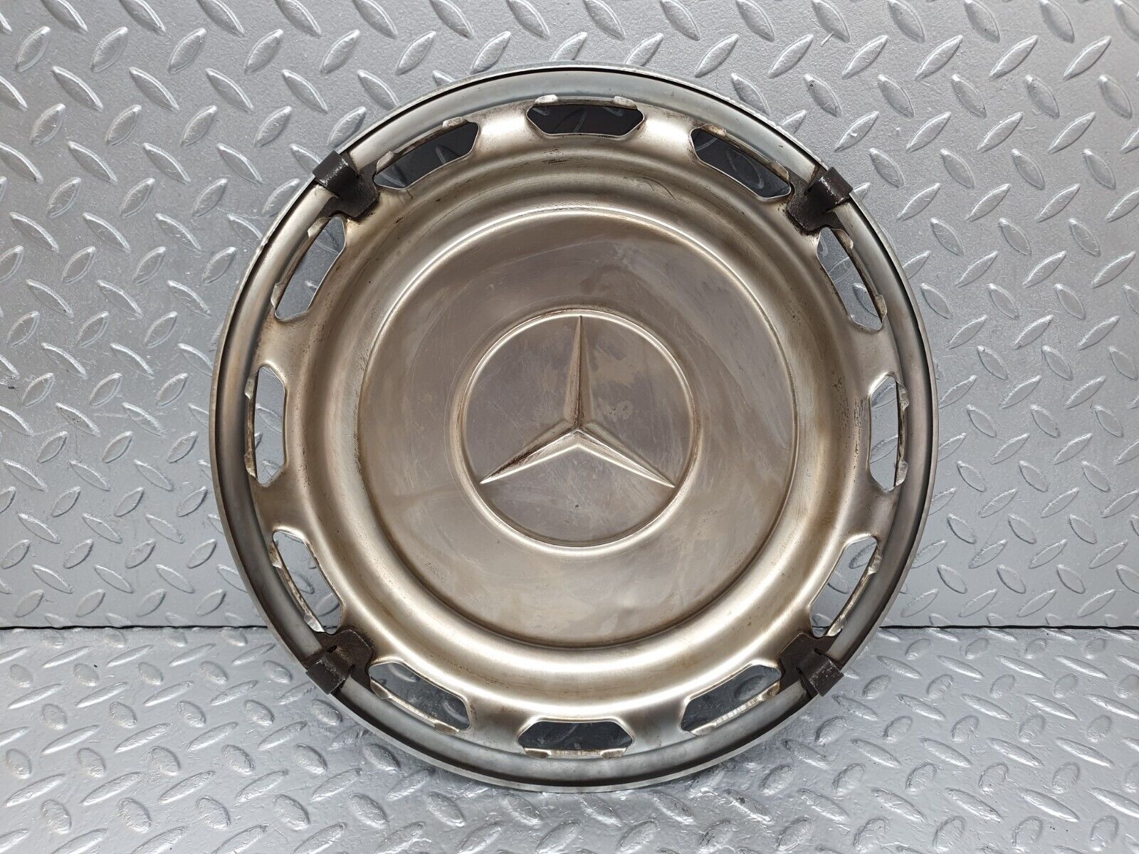 44162 Mercedes-Benz C123 230CE Coupe Wheel Hub Cap 14''