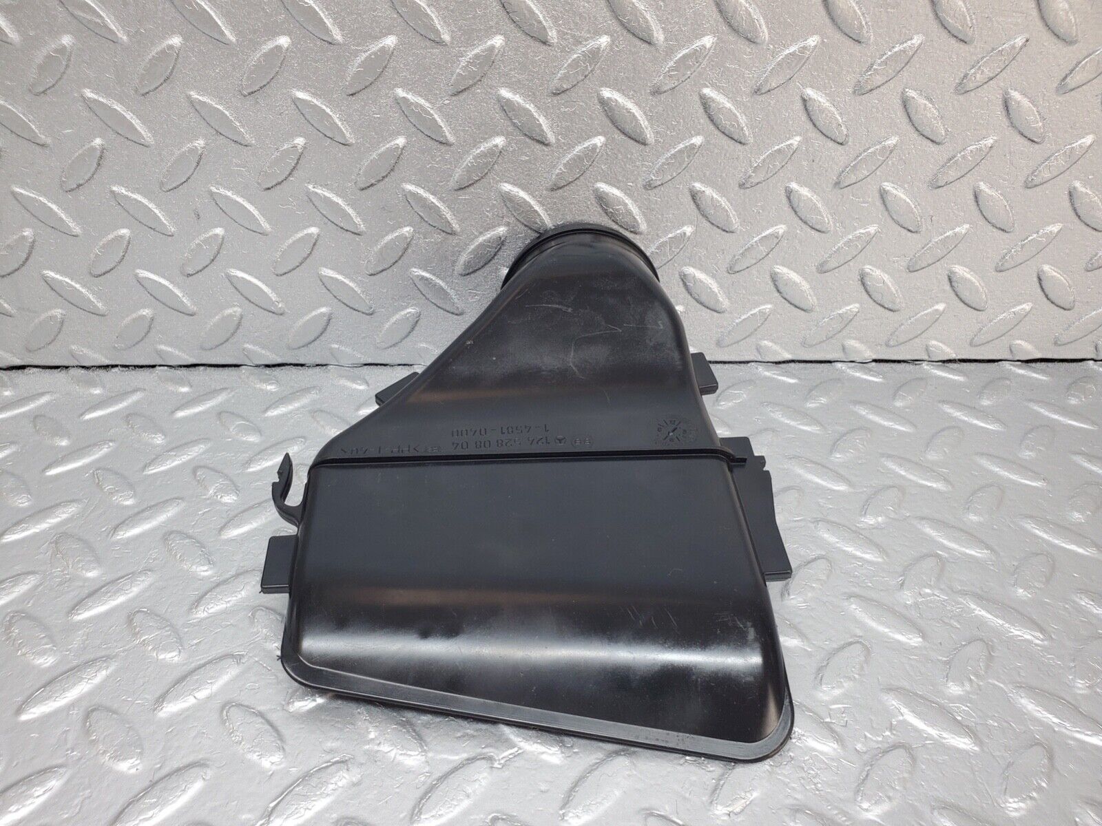 44647 Mercedes-Benz W124 220E Air Intake Suction Pipe 1245280804