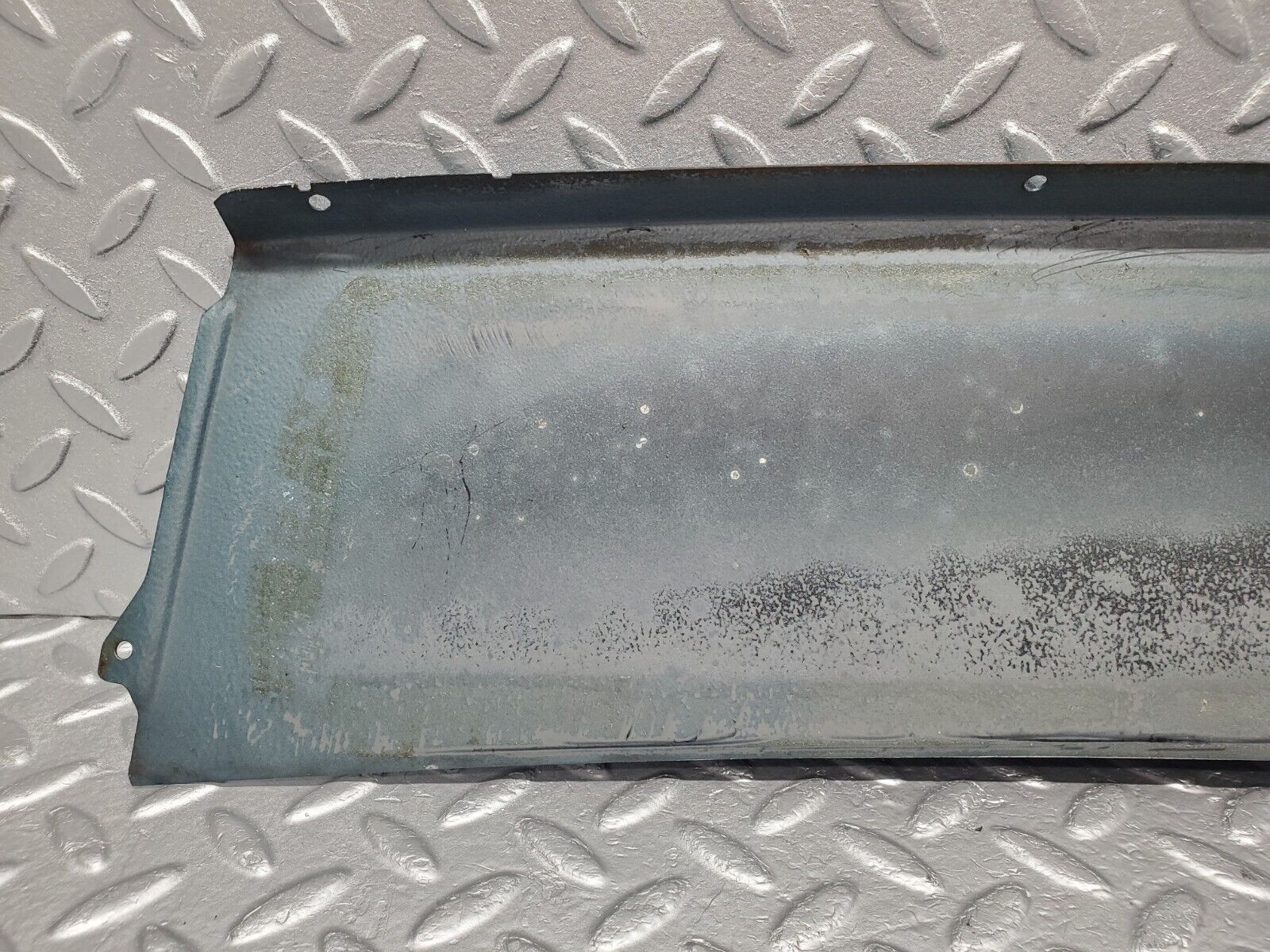 46500 Mercedes-Benz C123 280CE Coupe Wiper Motor Assembly Access Cover Panel