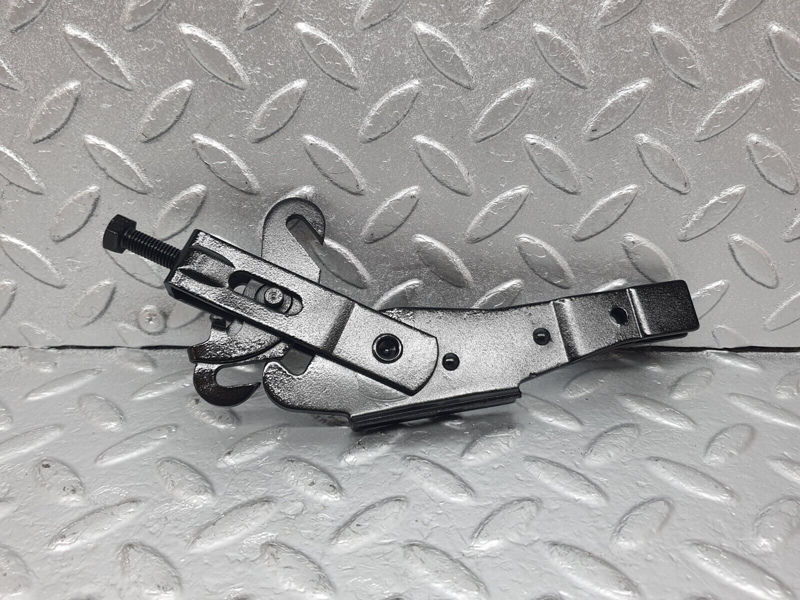 43635 Mercedes-Benz C126 380SEC Coupe Handbrake Adjusting Handbrake Regulator