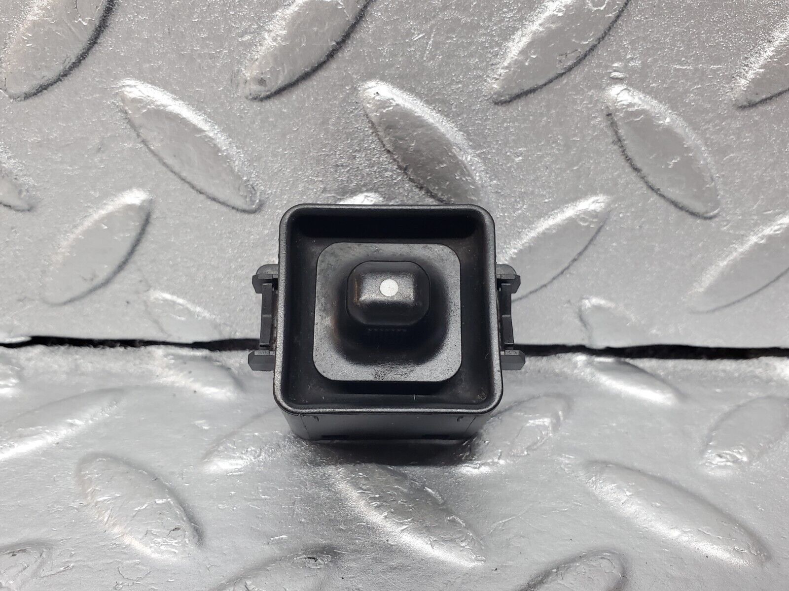 45663 Mercedes-Benz W126 420SE Electric Mirror Adjust Switch 1248201810