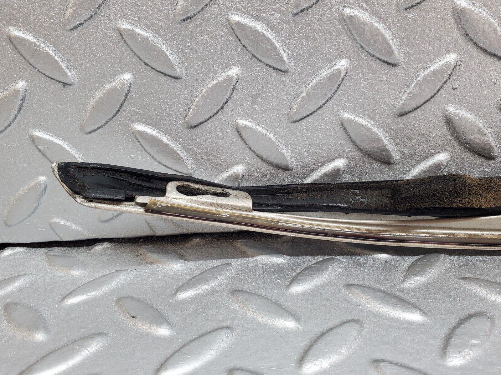 45807 Mercedes-Benz W126 420SE A Pillar Exterior Trim Left Side 1266981598