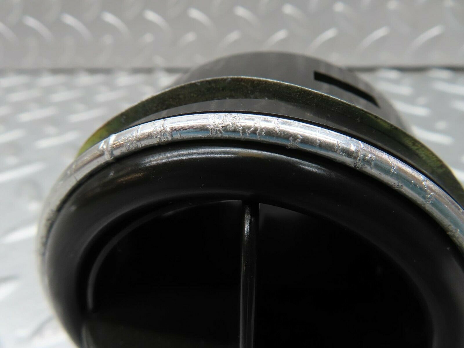 15602 Mercedes-Benz R107 450SL Dashboard Air Vent