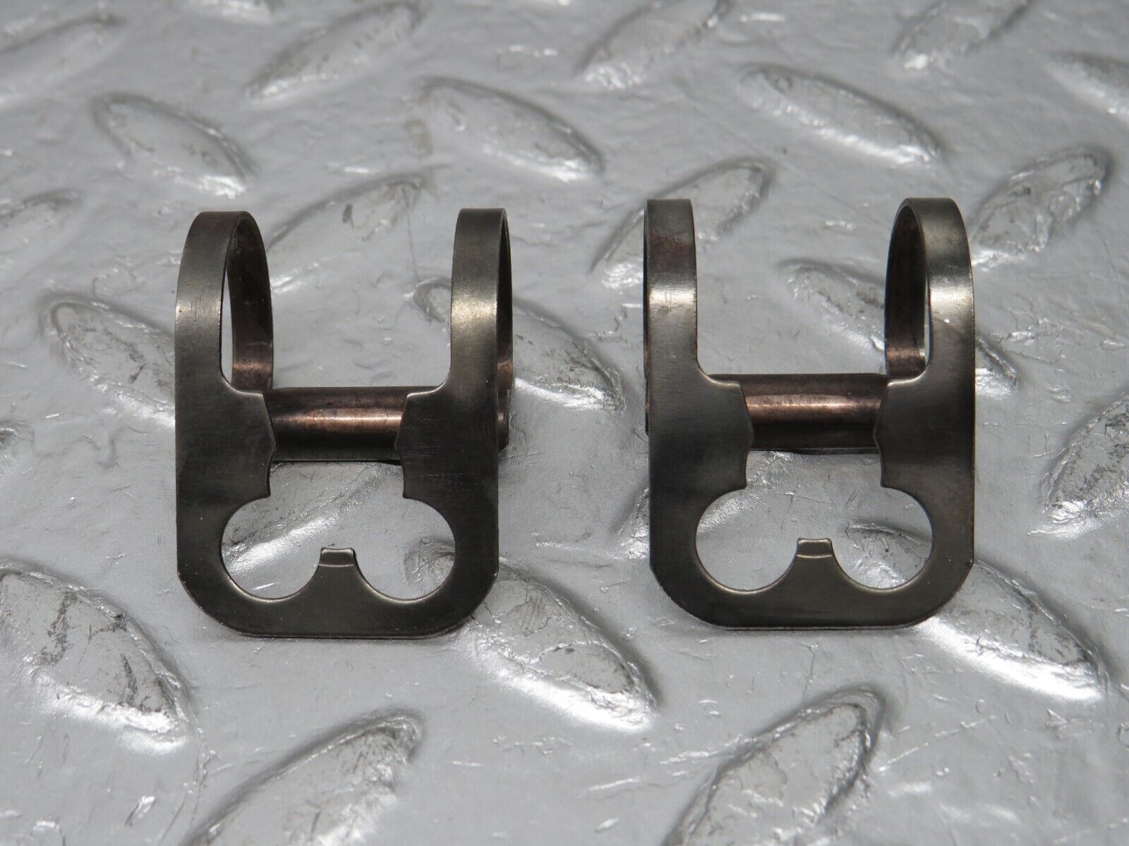 33005 Mercedes-Benz C107 R107 350 V8 Valve Rocker Arm With Spring & Tappet