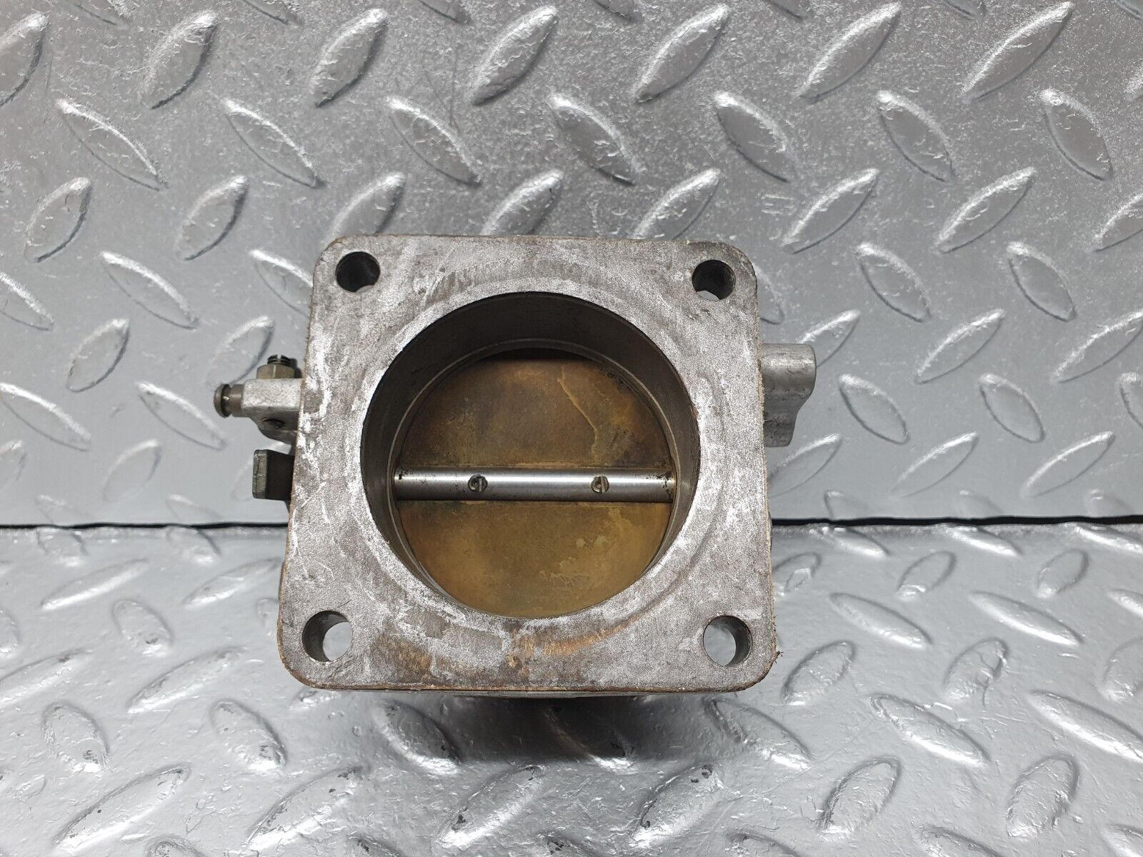 41355 Mercedes-Benz W116 350SE Throttle Body Valve