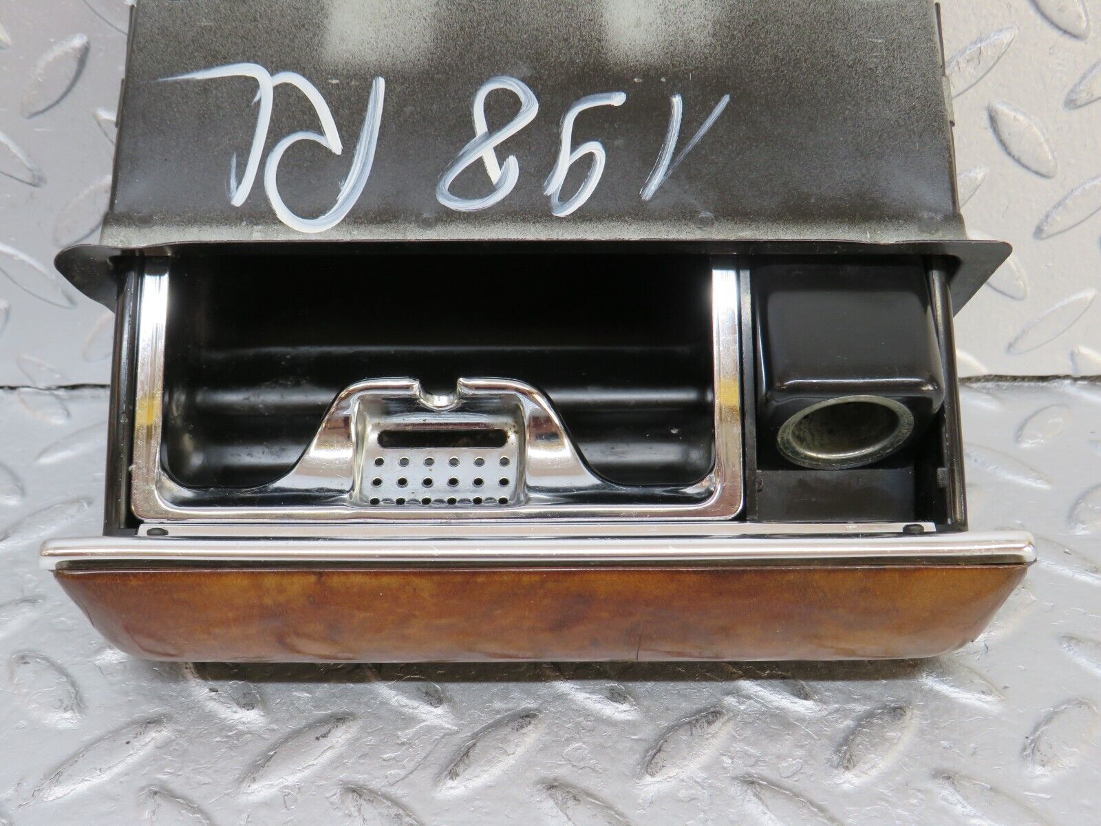 36014 Mercedes-Benz W126 420SE Centre Console Ashtray Wood Finish