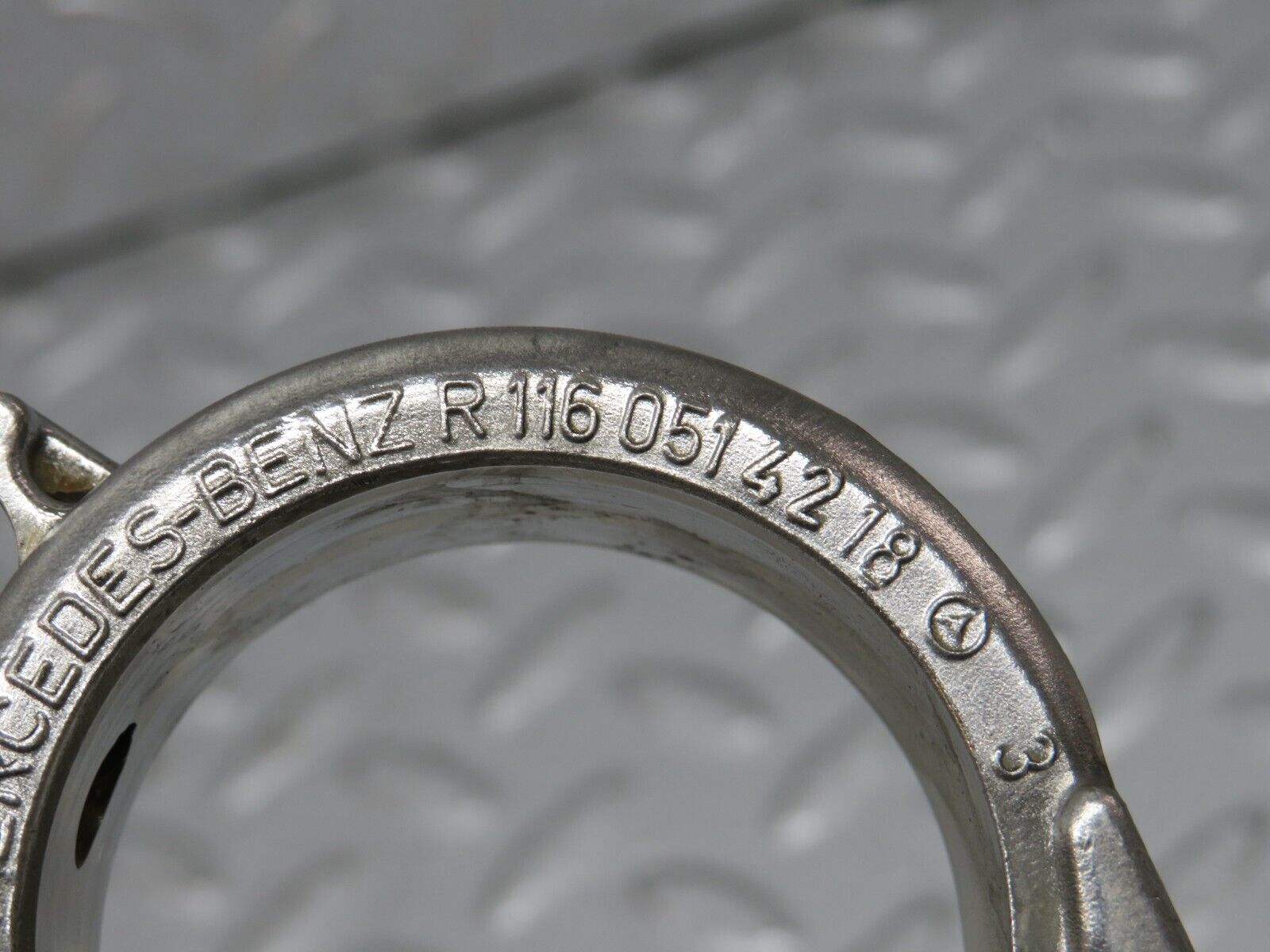 26539 Mercedes-Benz C107 R107 Camshaft Tower Bearing 1160514218