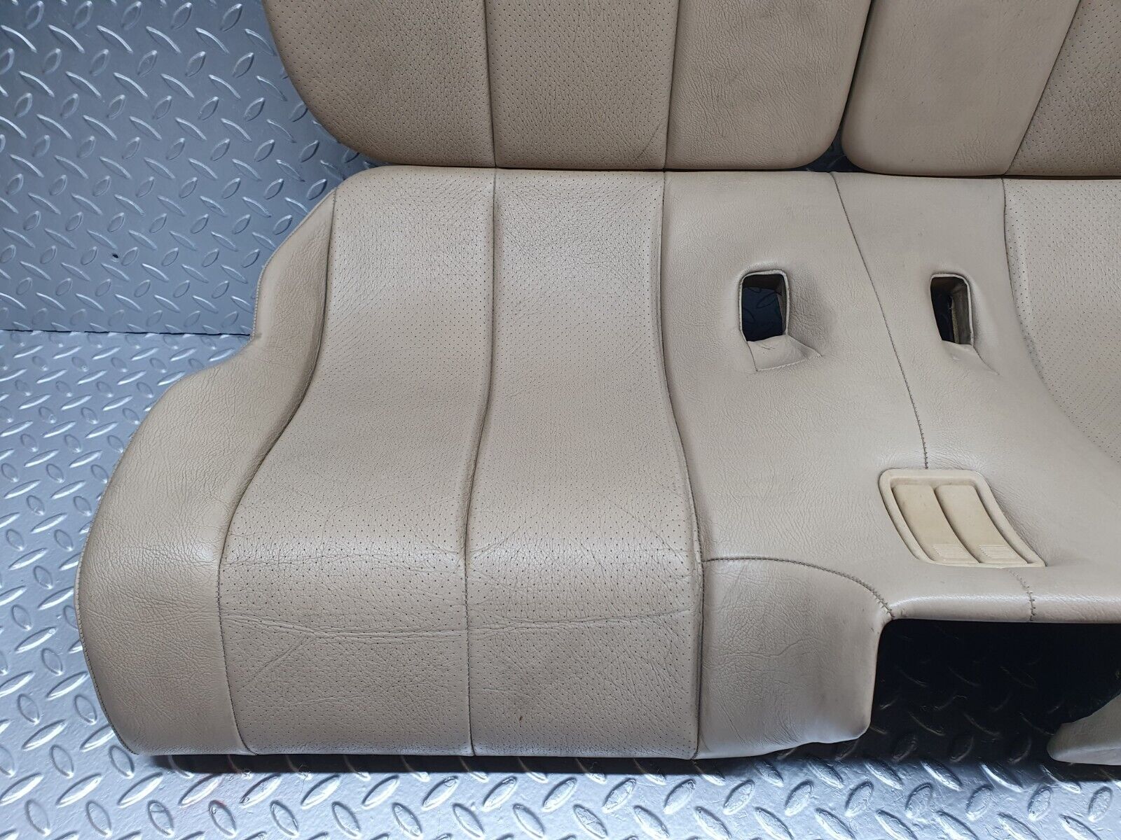 42418 Mercedes-Benz R129 320SL Coupe Rear Seat Beige Leather 1299220101 129920020