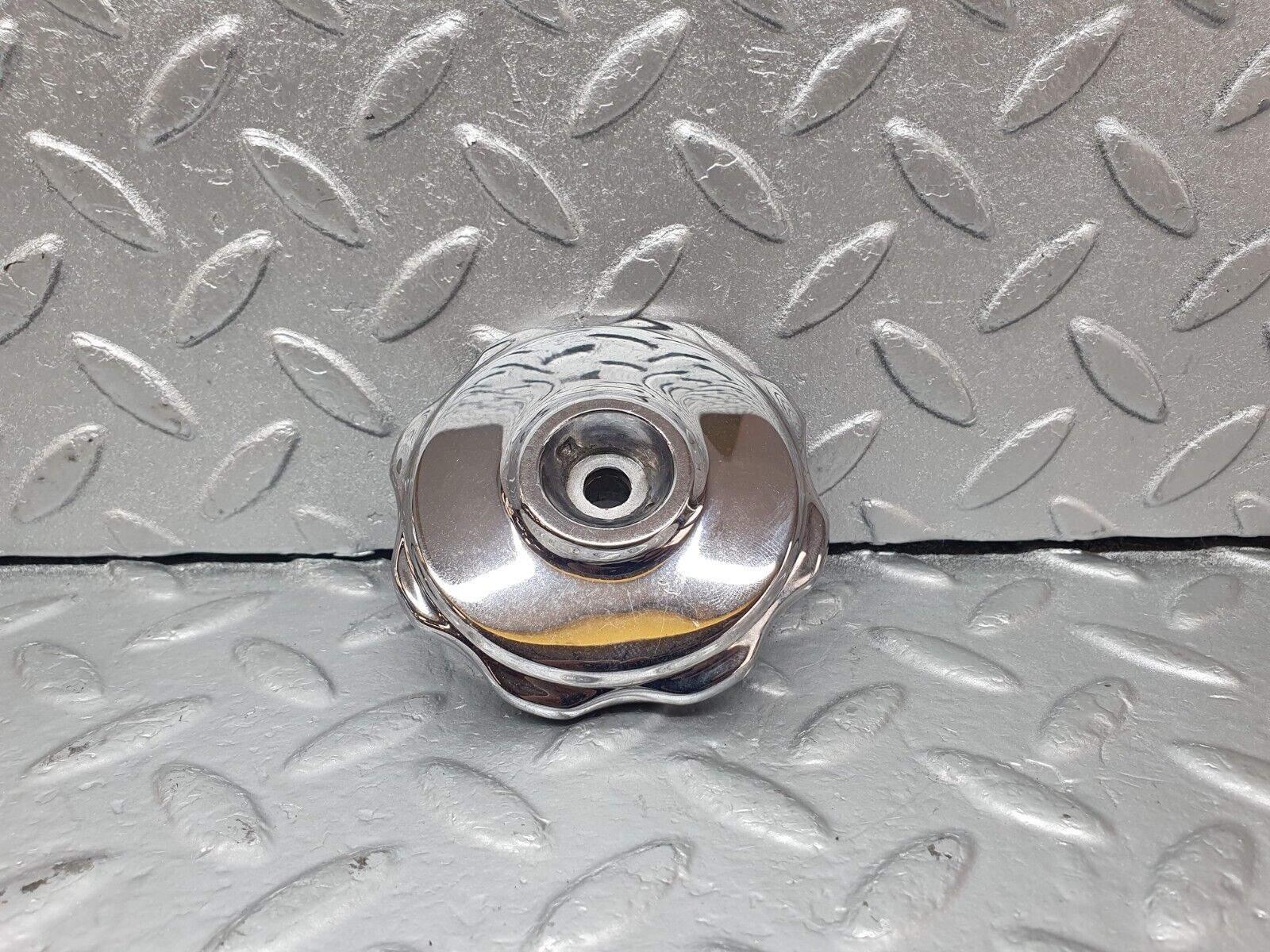 43414 Mercedes-Benz W108 280SE Front Emblem Badge Base Holder 1088880117