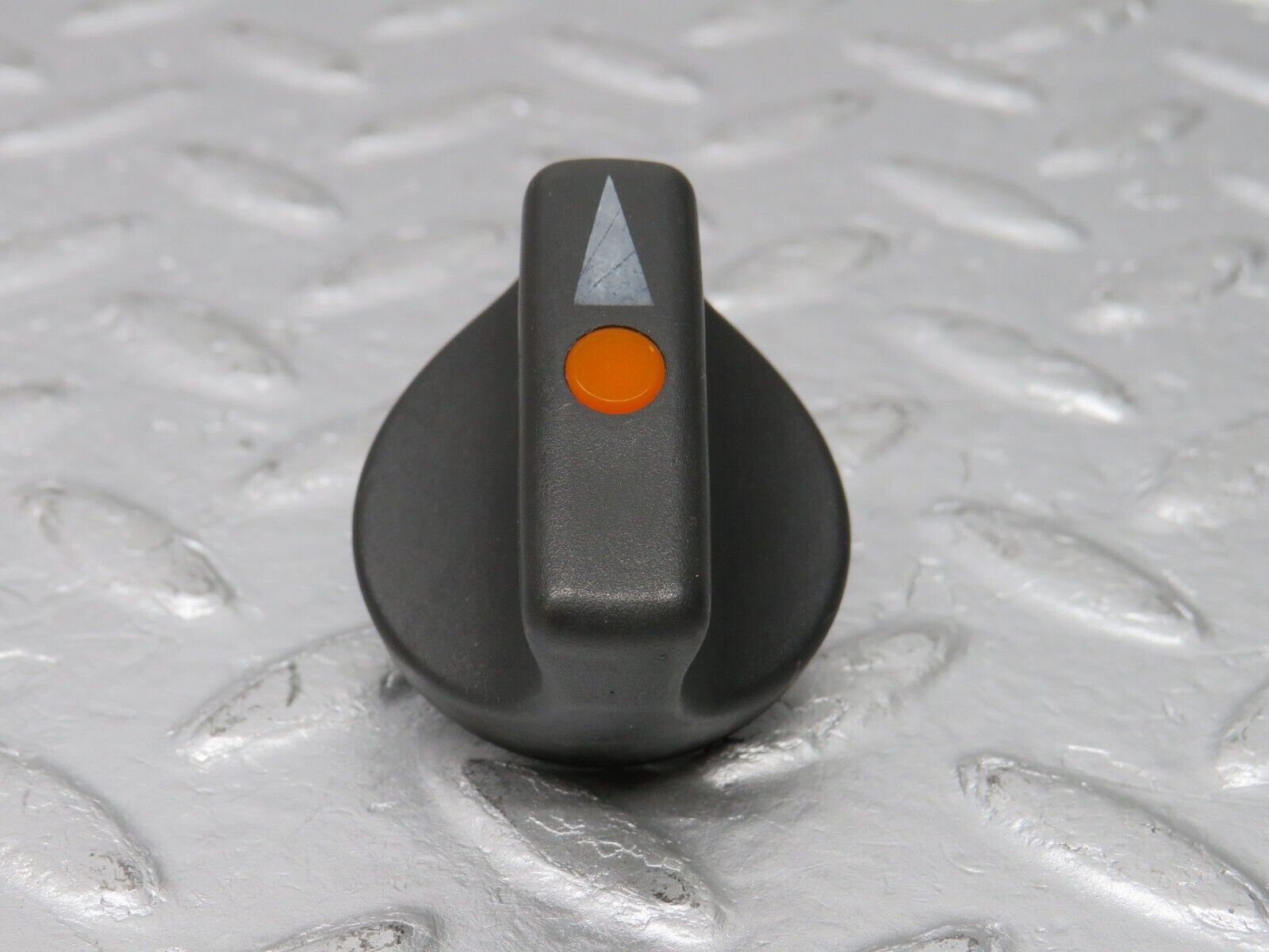 39173 Mercedes-Benz R107 500SL Headlight Switch Knob 1265400083