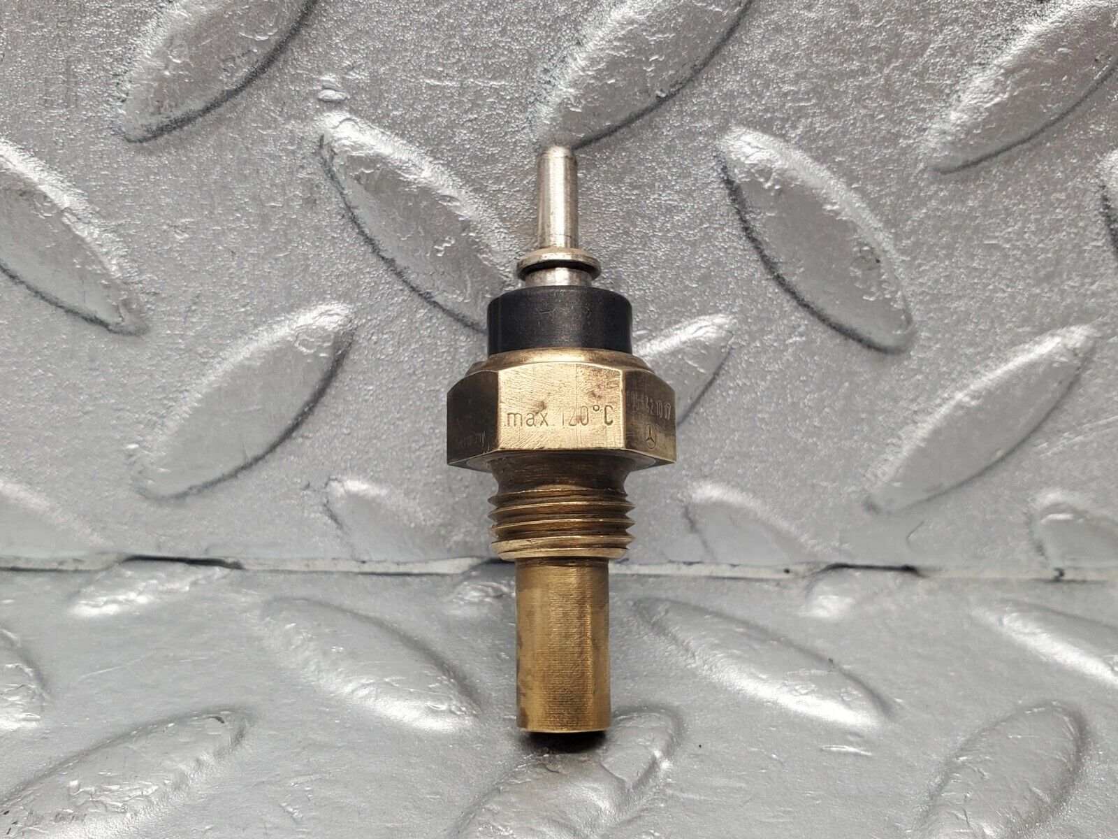 46046 Mercedes-Benz W126 420SE Coolant Temperature Sensor VDO 0055421017