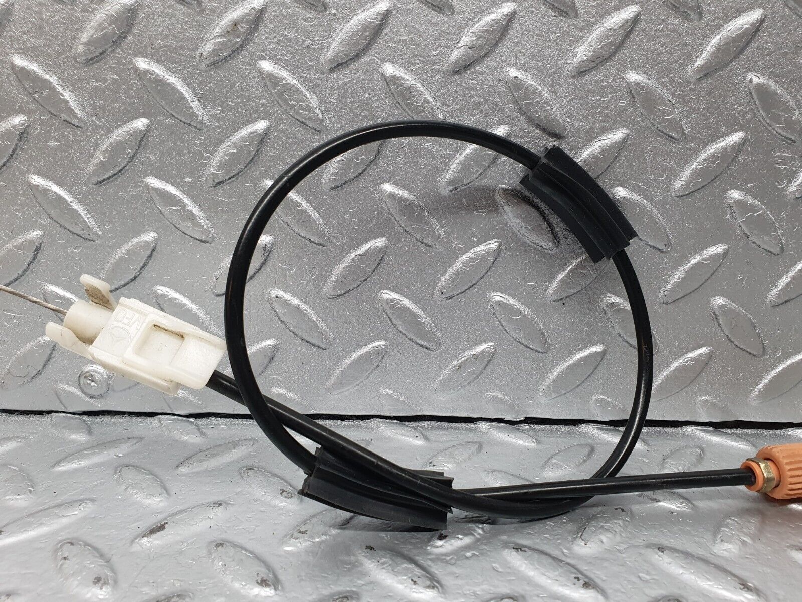 42366 Mercedes-Benz R129 320SL Coupe Door Lock Cable