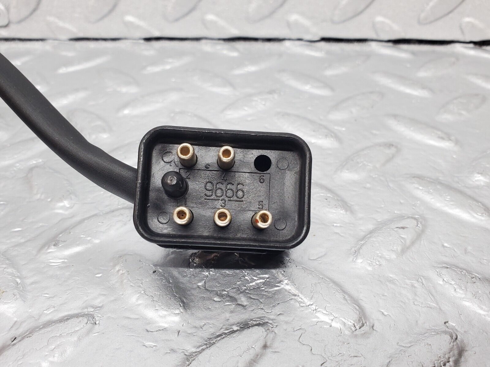 45753 Mercedes-Benz W126 420SE Cruise Control Stalk