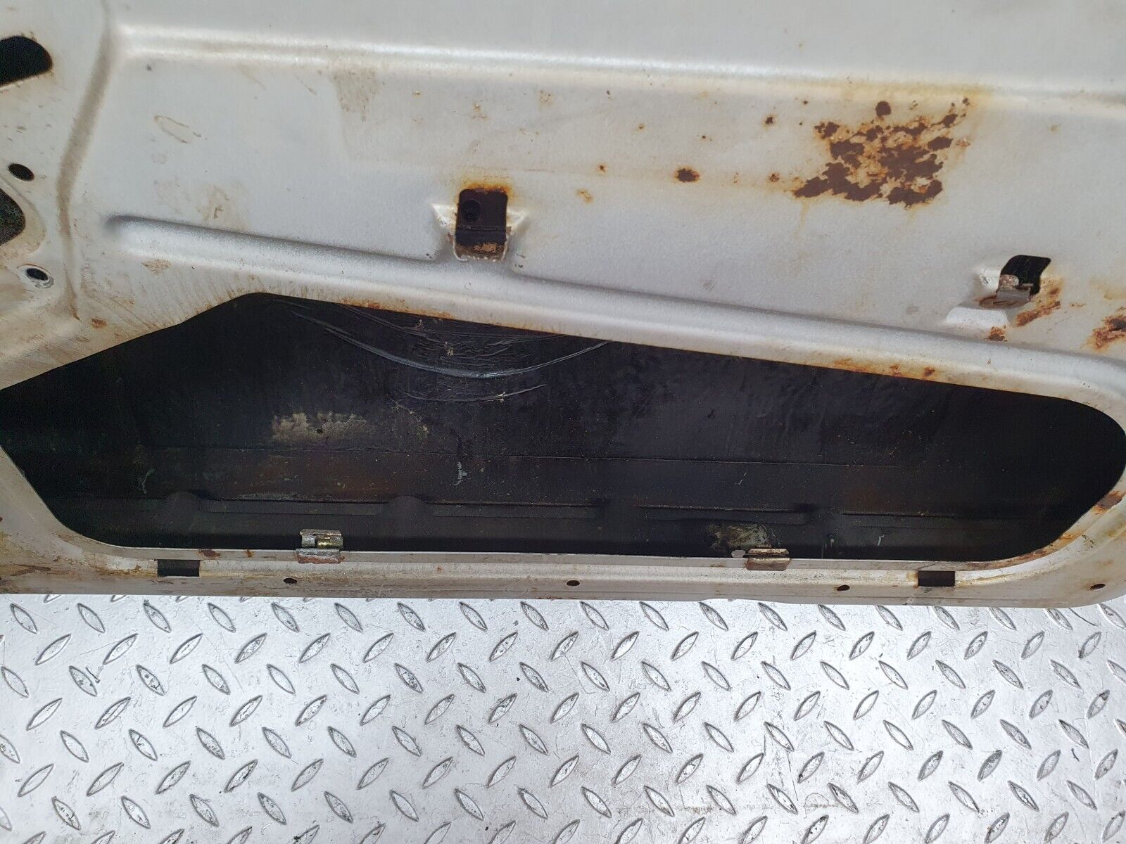 43741 Mercedes-Benz W116 350E Front Right Door