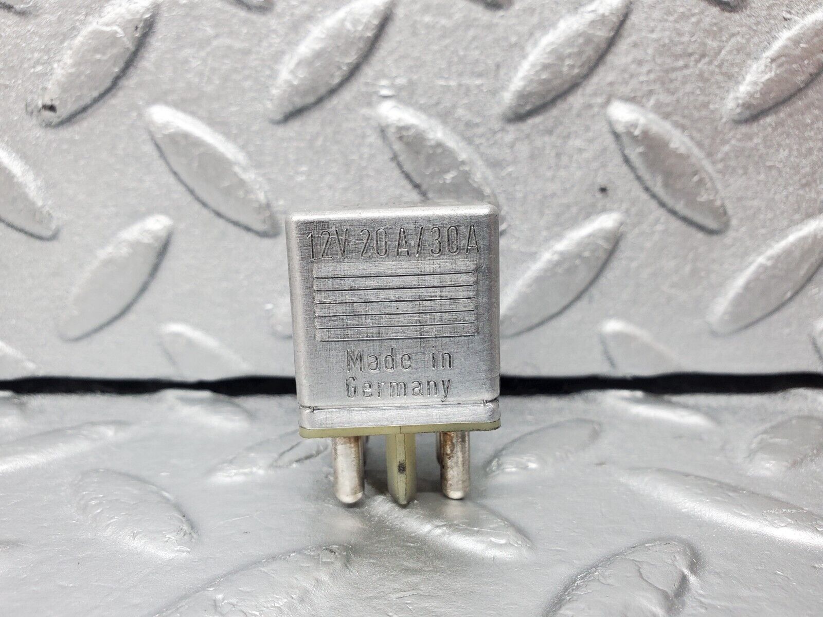 45537 Mercedes-Benz W126 420SE Multi Purpose Relay 0015420219