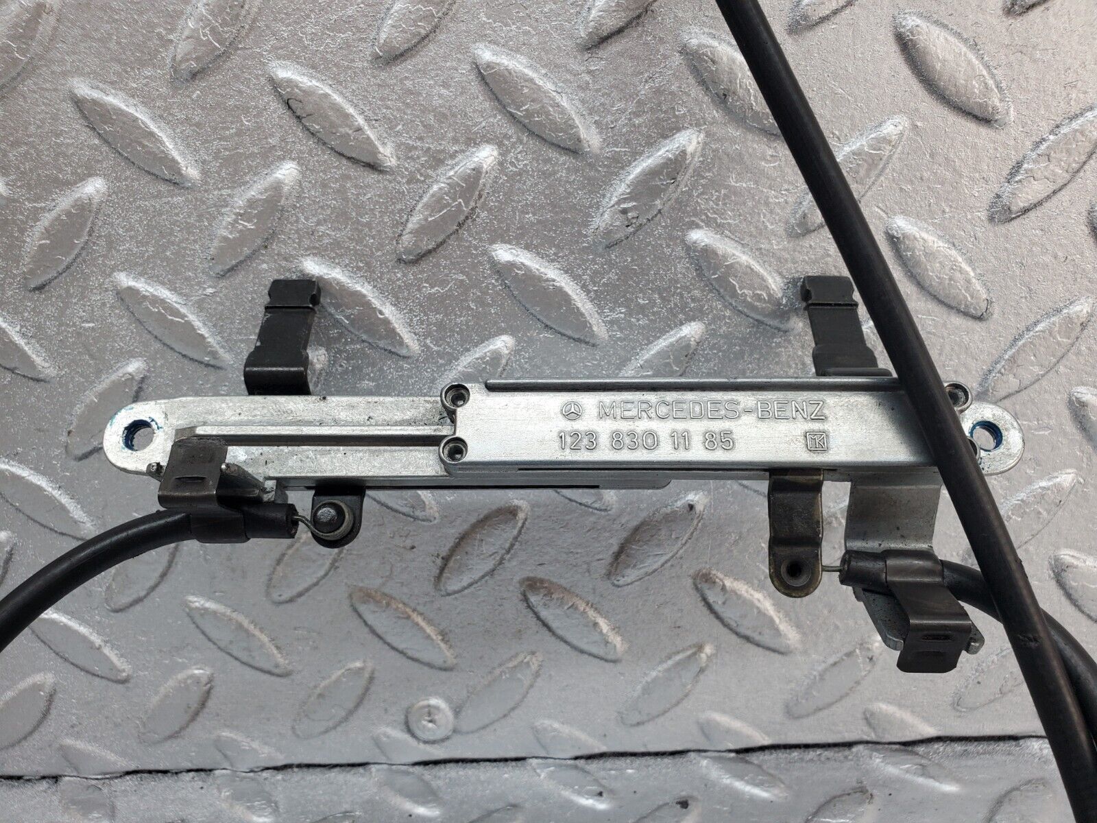 44429 Mercedes-Benz W123 280E Heater Slider Control 1238301185