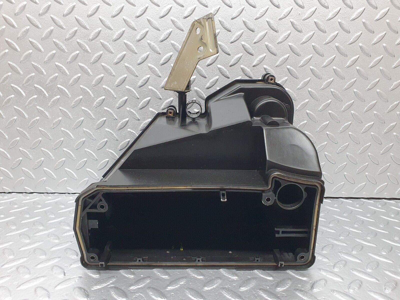 42094 Mercedes-Benz W202 C200 ECU Fuse Box Housing 2025400624 2025400682