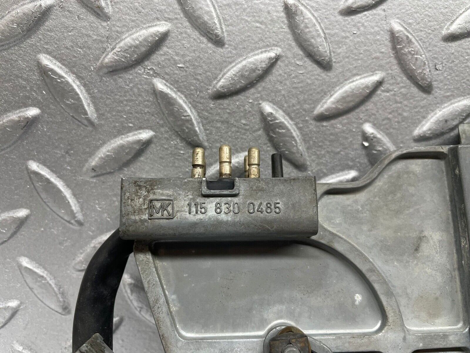 4670 Mercedes-Benz W114 280CE Coupe Heater Control Switch 1158300485