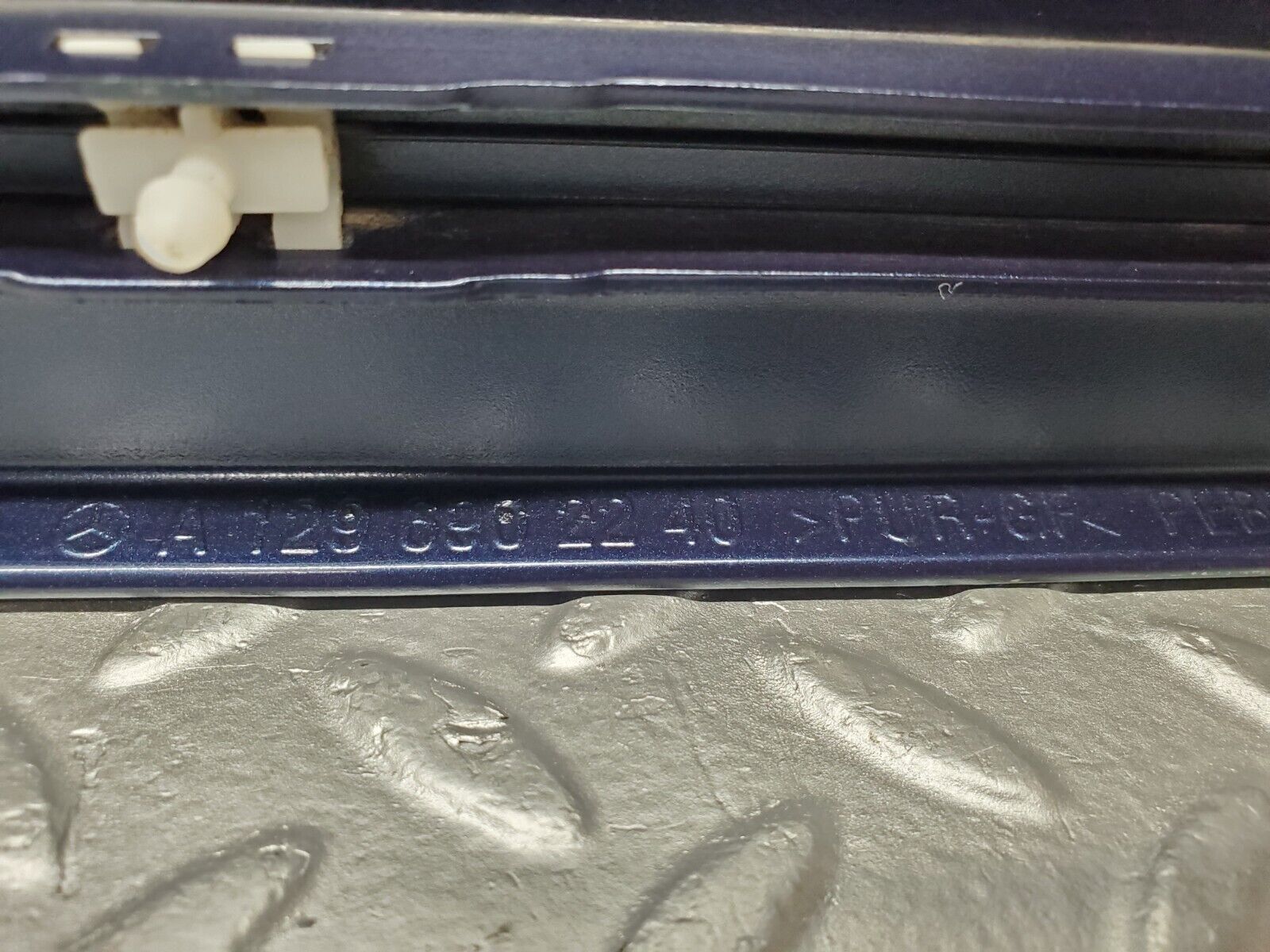 46746 Mercedes-Benz R129 320SL Coupe Right Door Lower Moulding Trim 1296902240