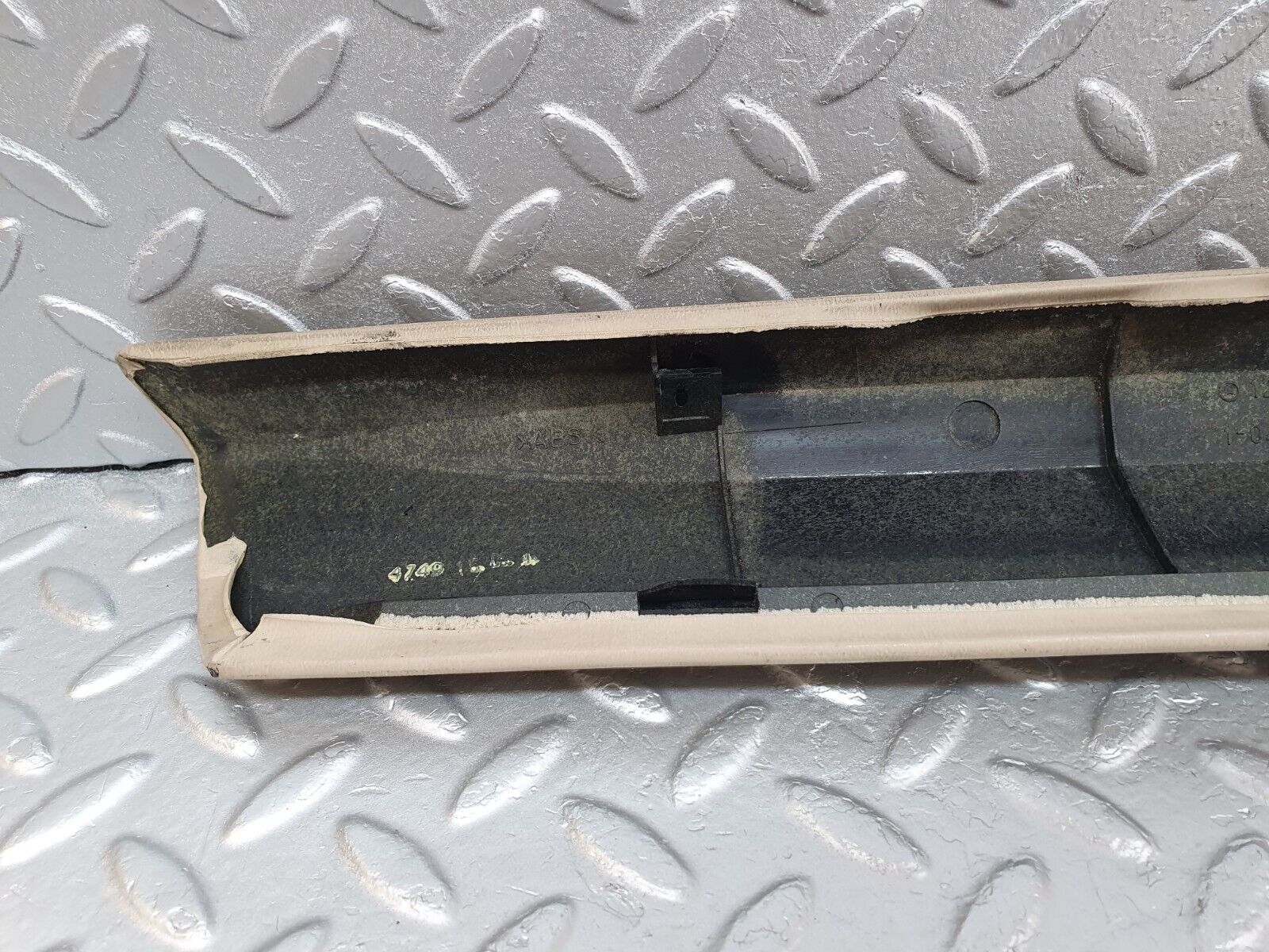 42206 Mercedes-Benz R129 320SL Coupe A Pillar Cover Left Side Beige 1296920189