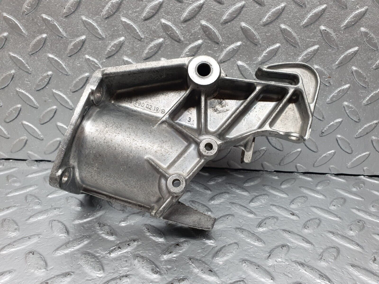 43918 Mercedes-Benz C123 230CE Coupe Brake Pedal Bracket 1232900219