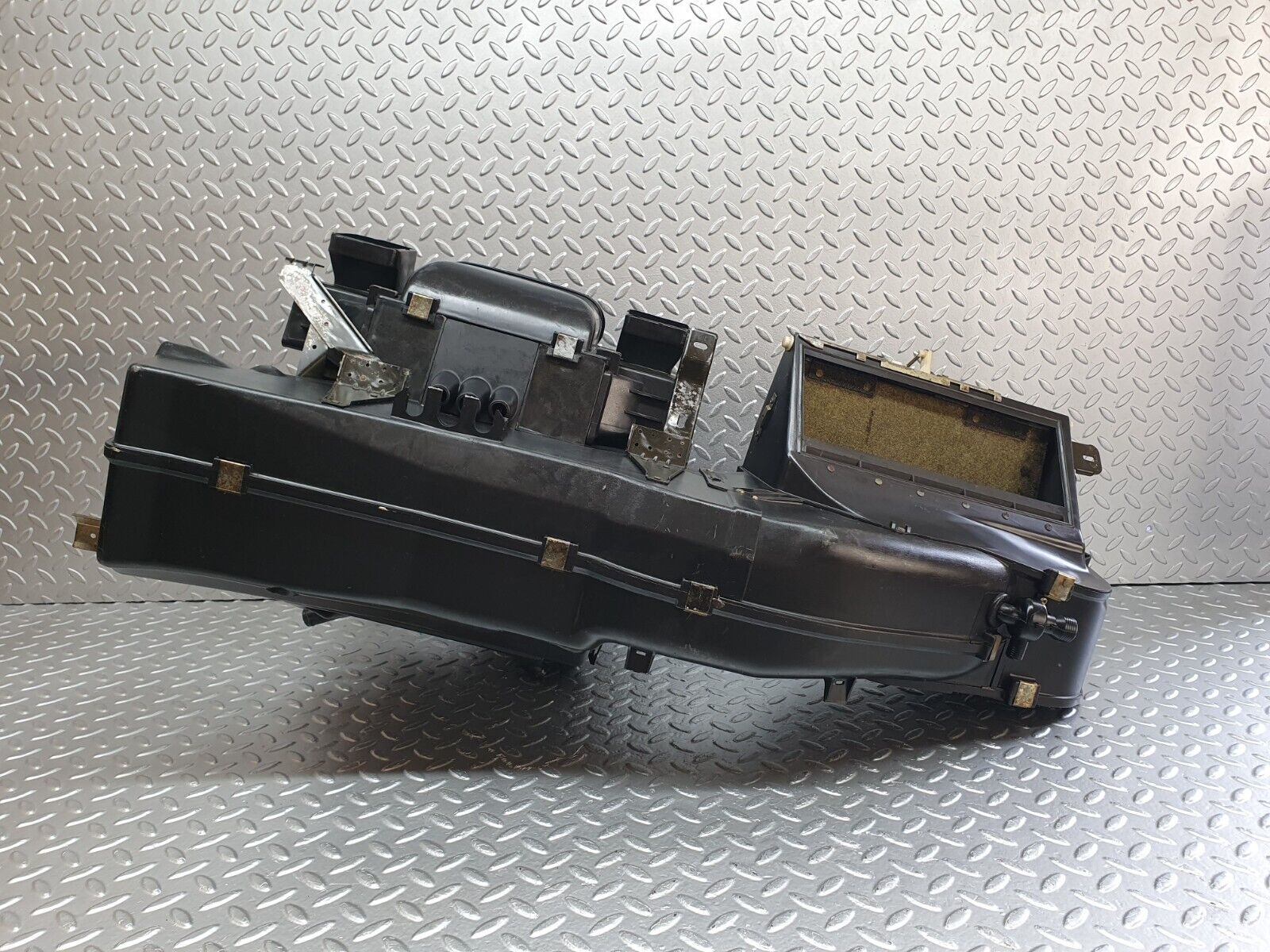 43742 Mercedes-Benz C126 380SEC Coupe Heater Box Blower Housing Behr