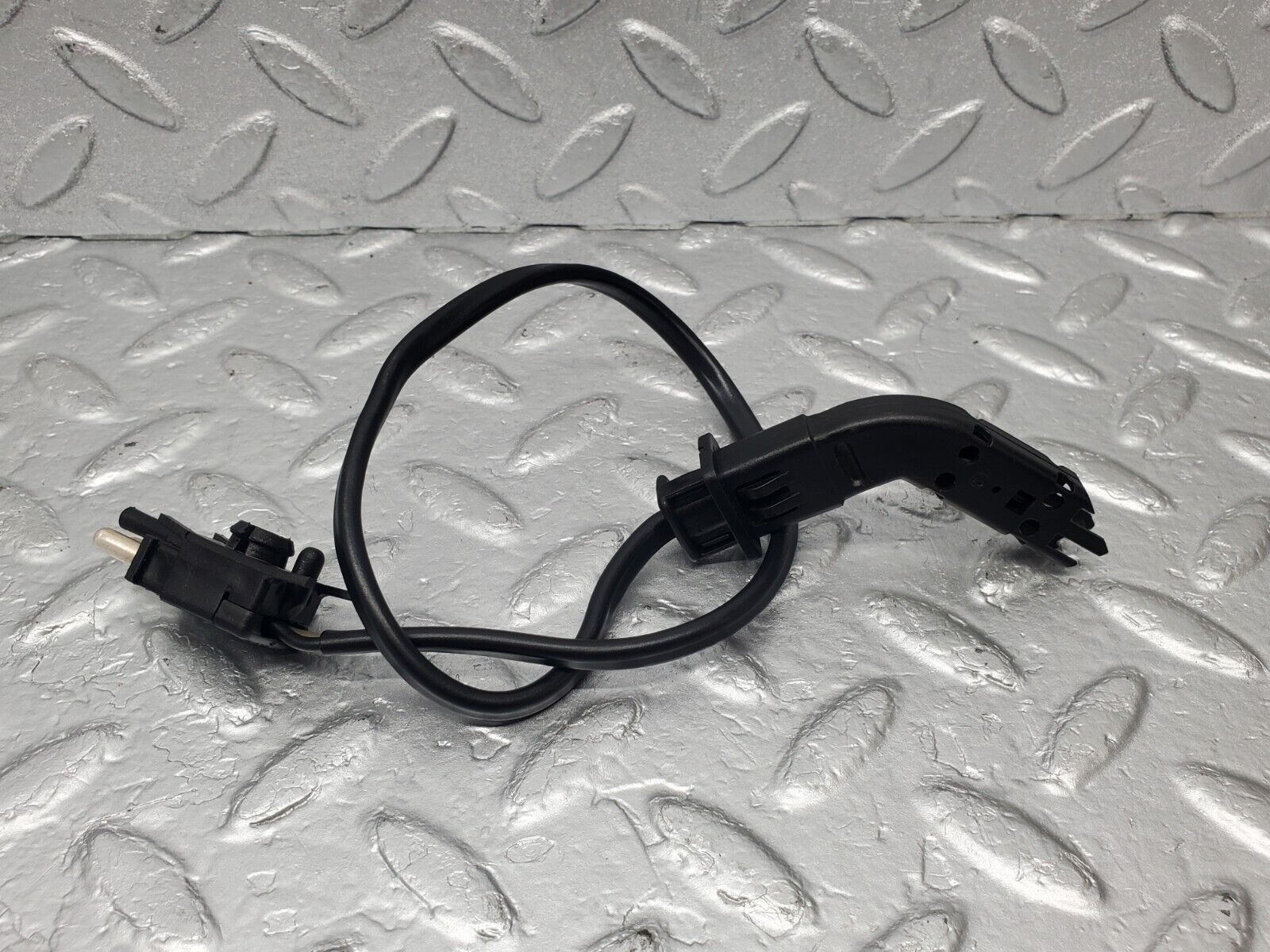 46055 Mercedes-Benz W126 420SE Temperature Sensor 0085450928