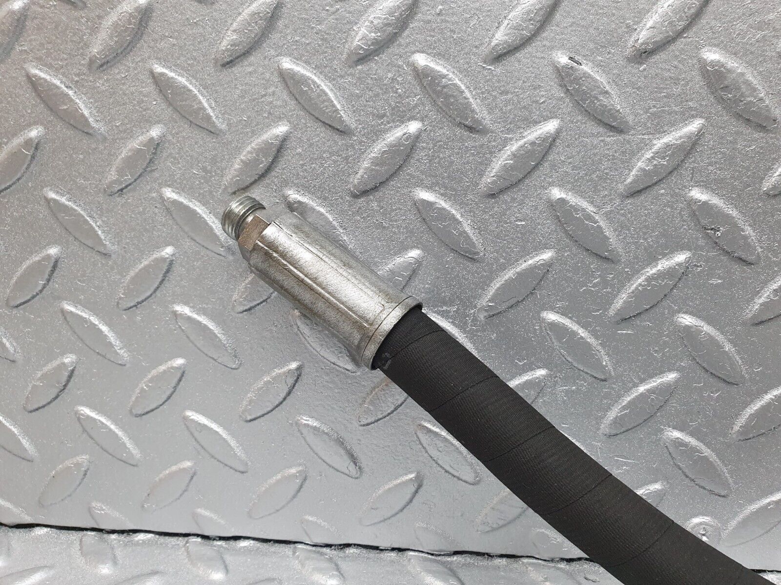 42074 Mercedes-Benz W202 C200 Power Steering Hose Pipe 2024663481