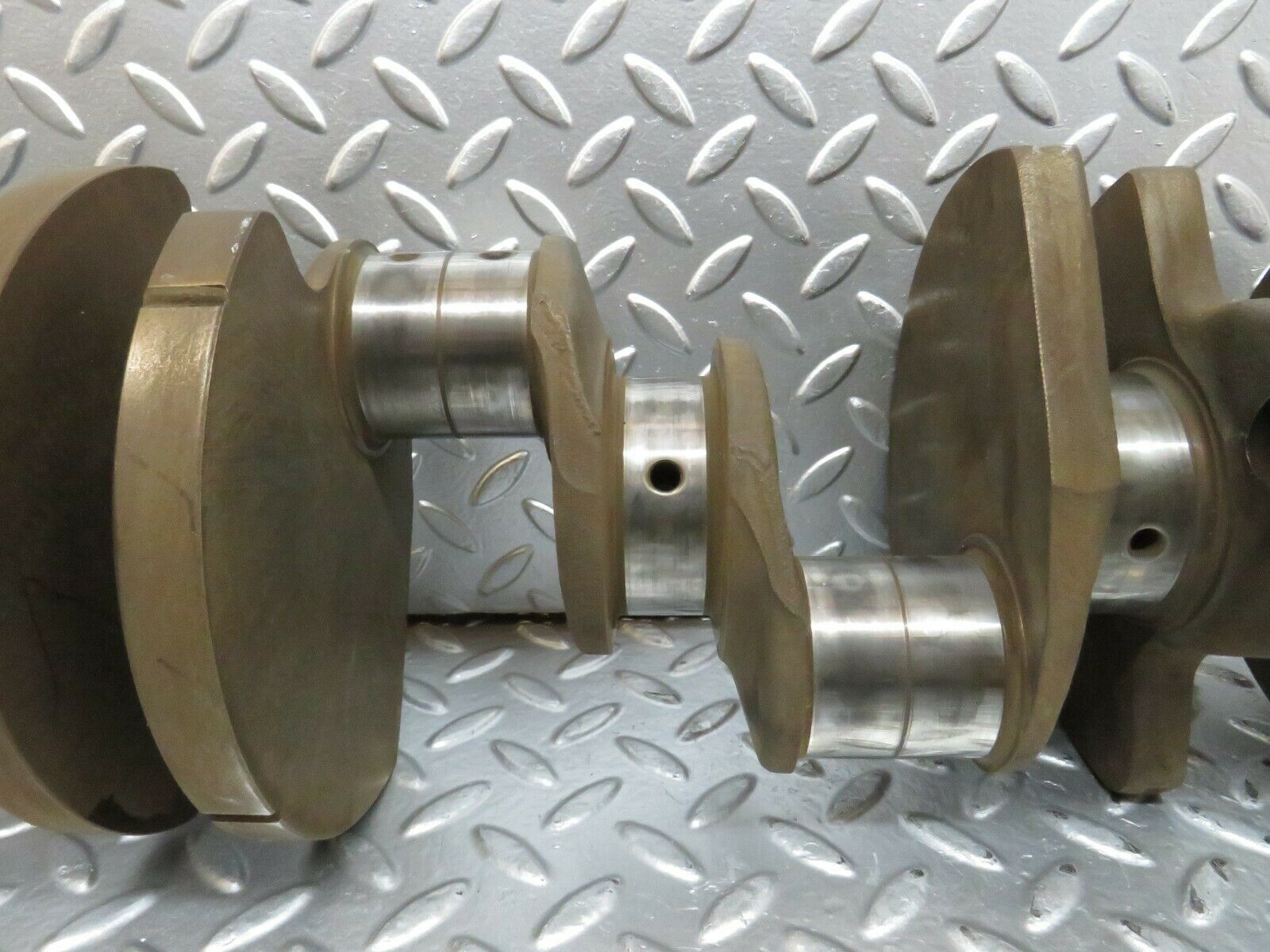 23879 Mercedes-Benz R107 450SL Crankshaft 1170311001