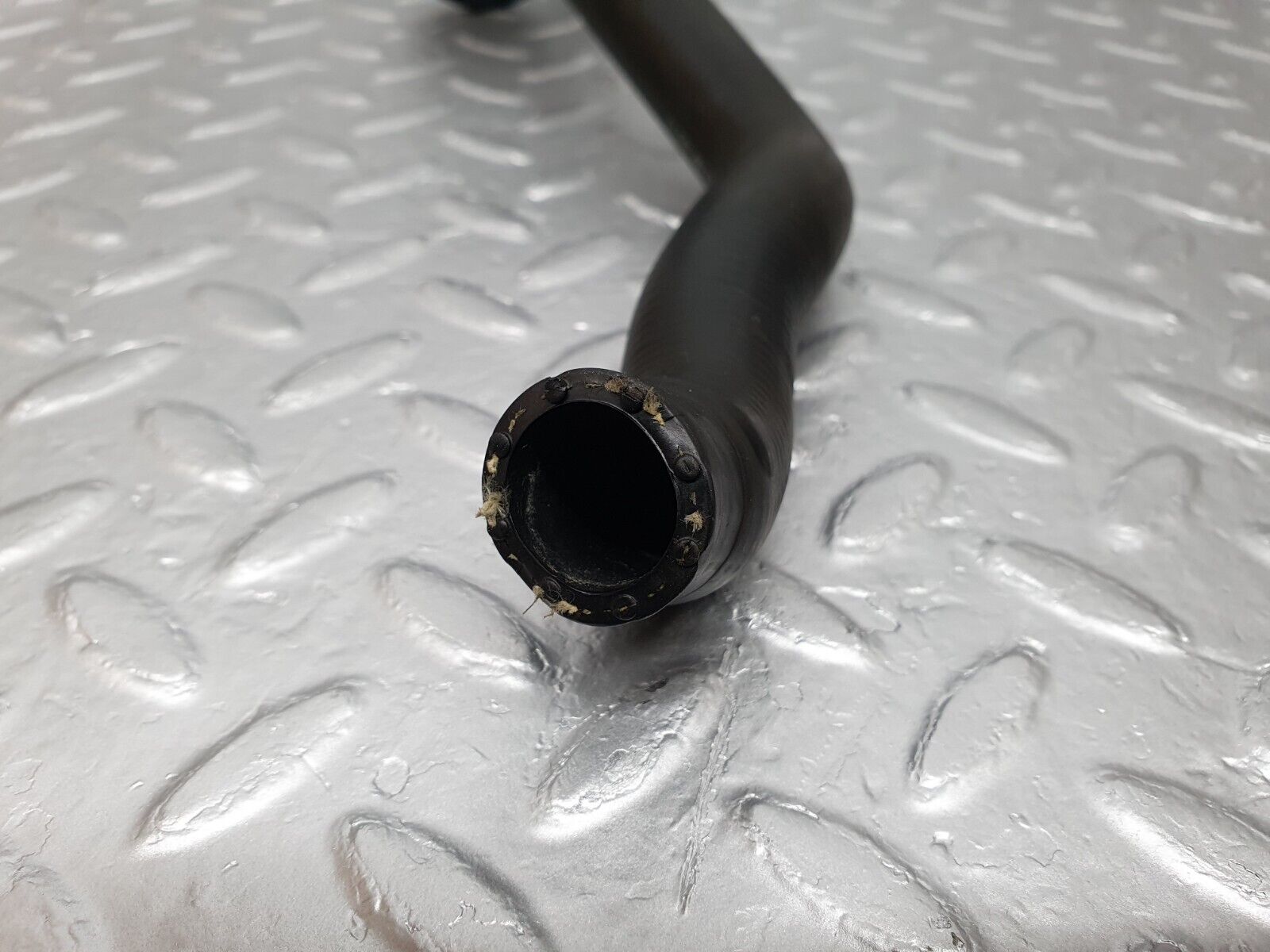 42067 Mercedes-Benz W202 C200 Heater Hose Pipe 2028325994 2028325894 2028325794