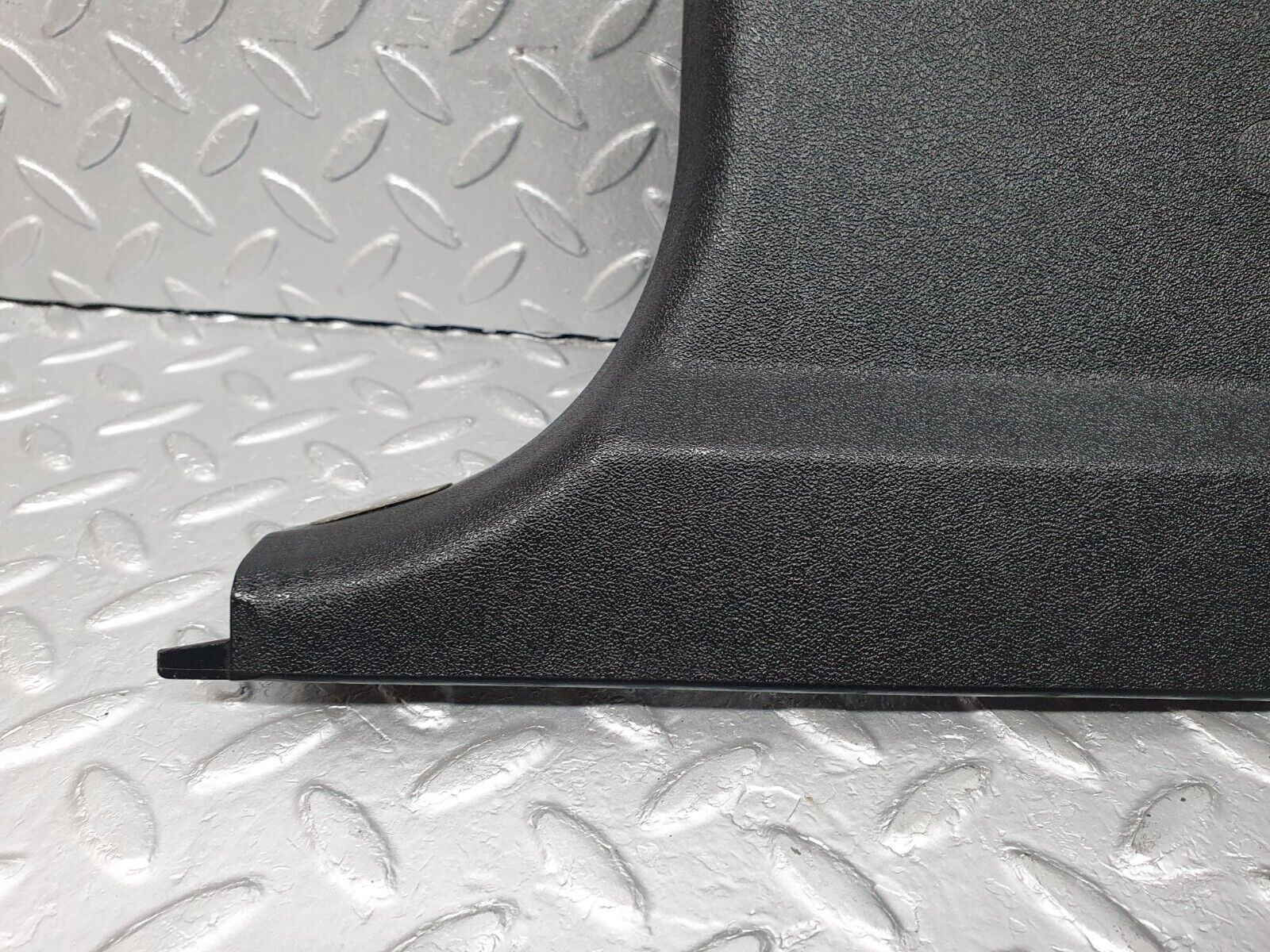 41778 Mercedes-Benz W202 C200 Front Left Lower Kick Panel Black 2026800383