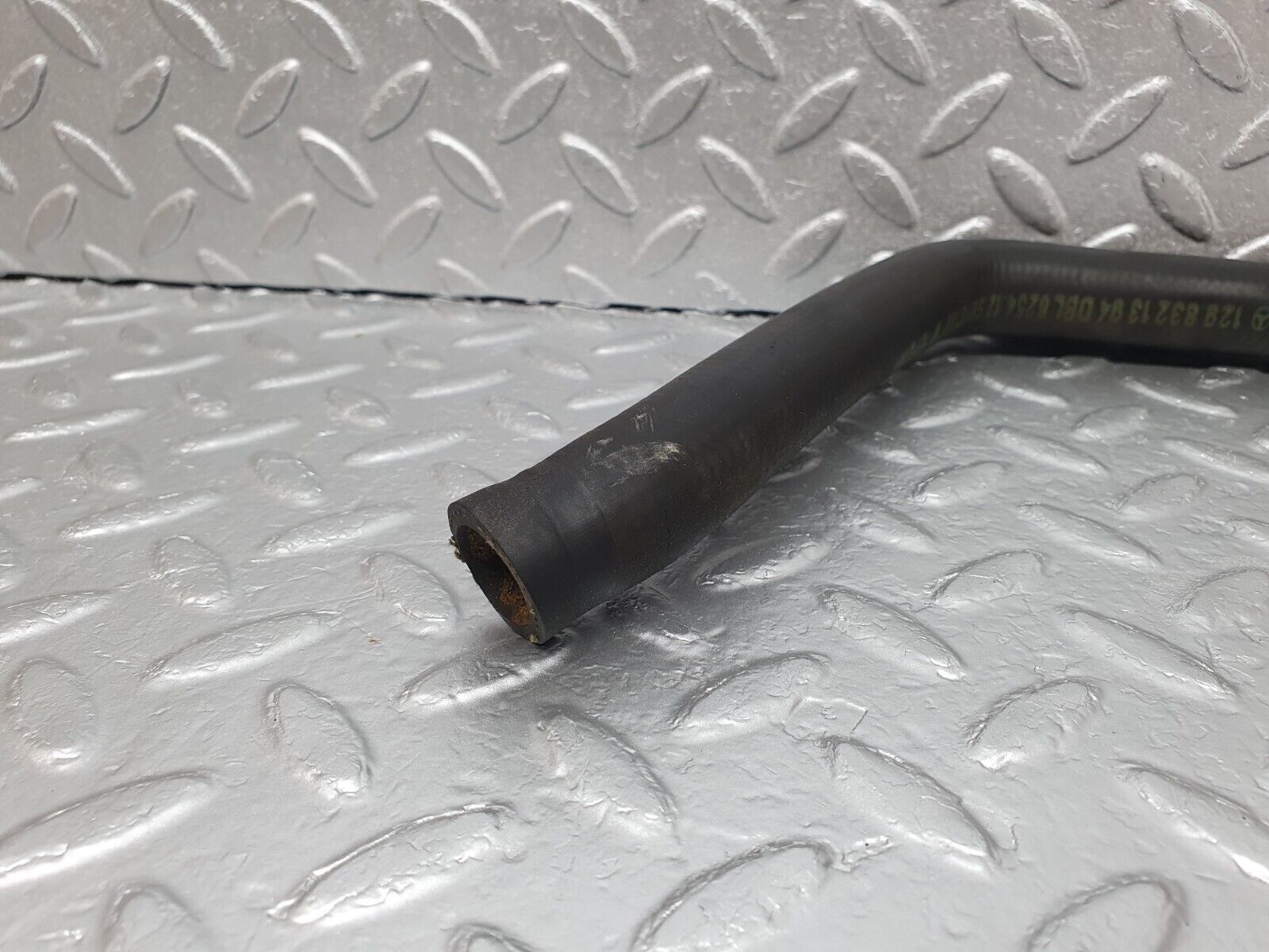 42554 Mercedes-Benz R129 320SL Coupe Coolant Hose Pipe 1298321394