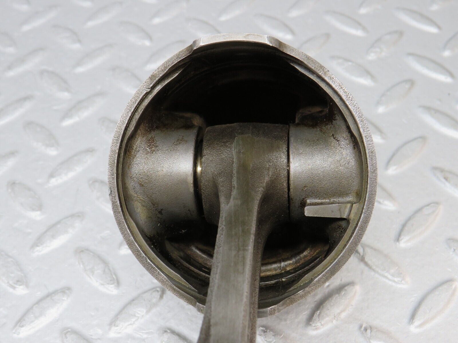 35583 Mercedes-Benz R107 280SL Piston With Connecting Rod 85.976 11005