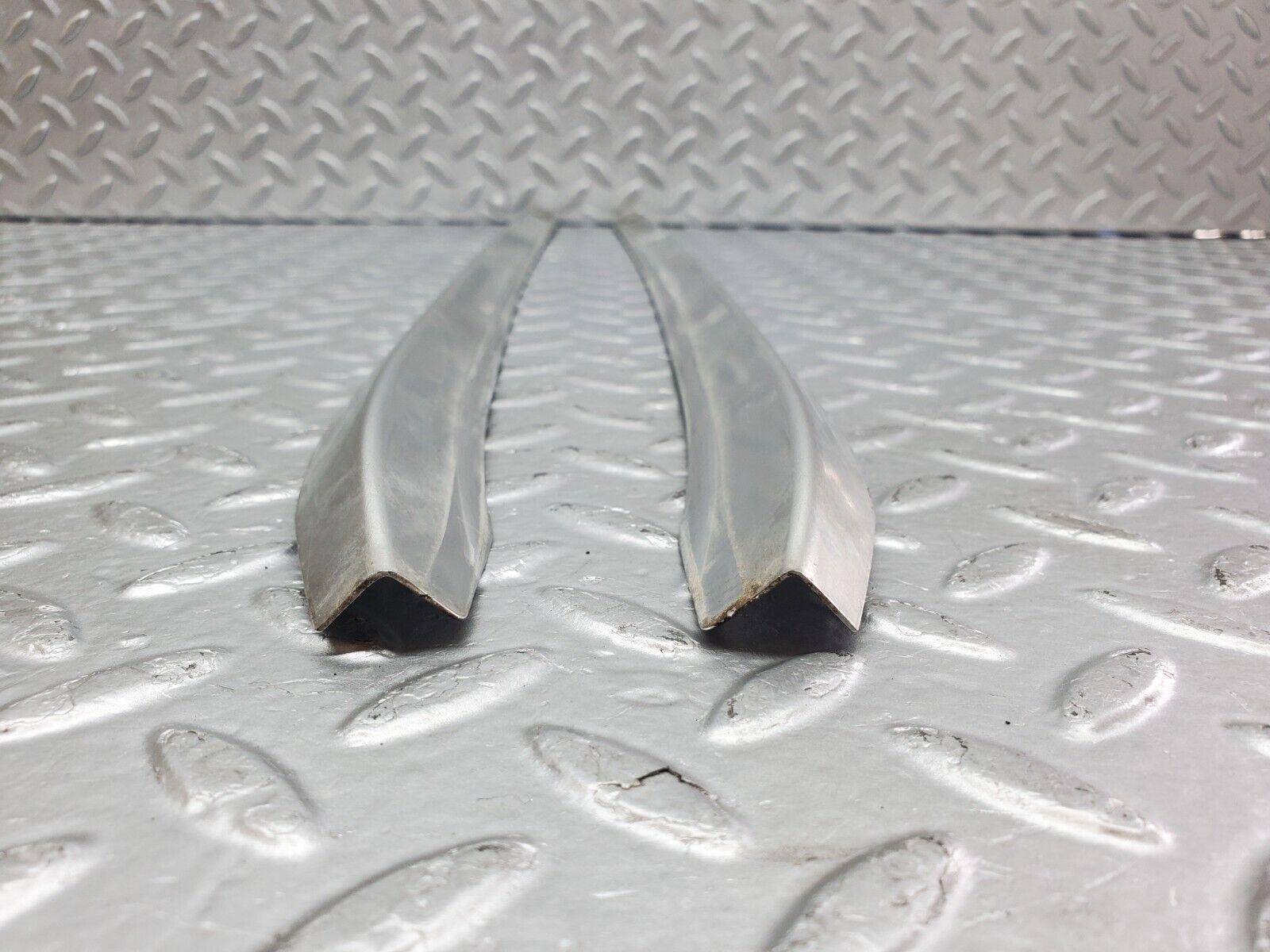 45812 Mercedes-Benz W126 420SE A Pillar Chrome Moulding Trim Pair