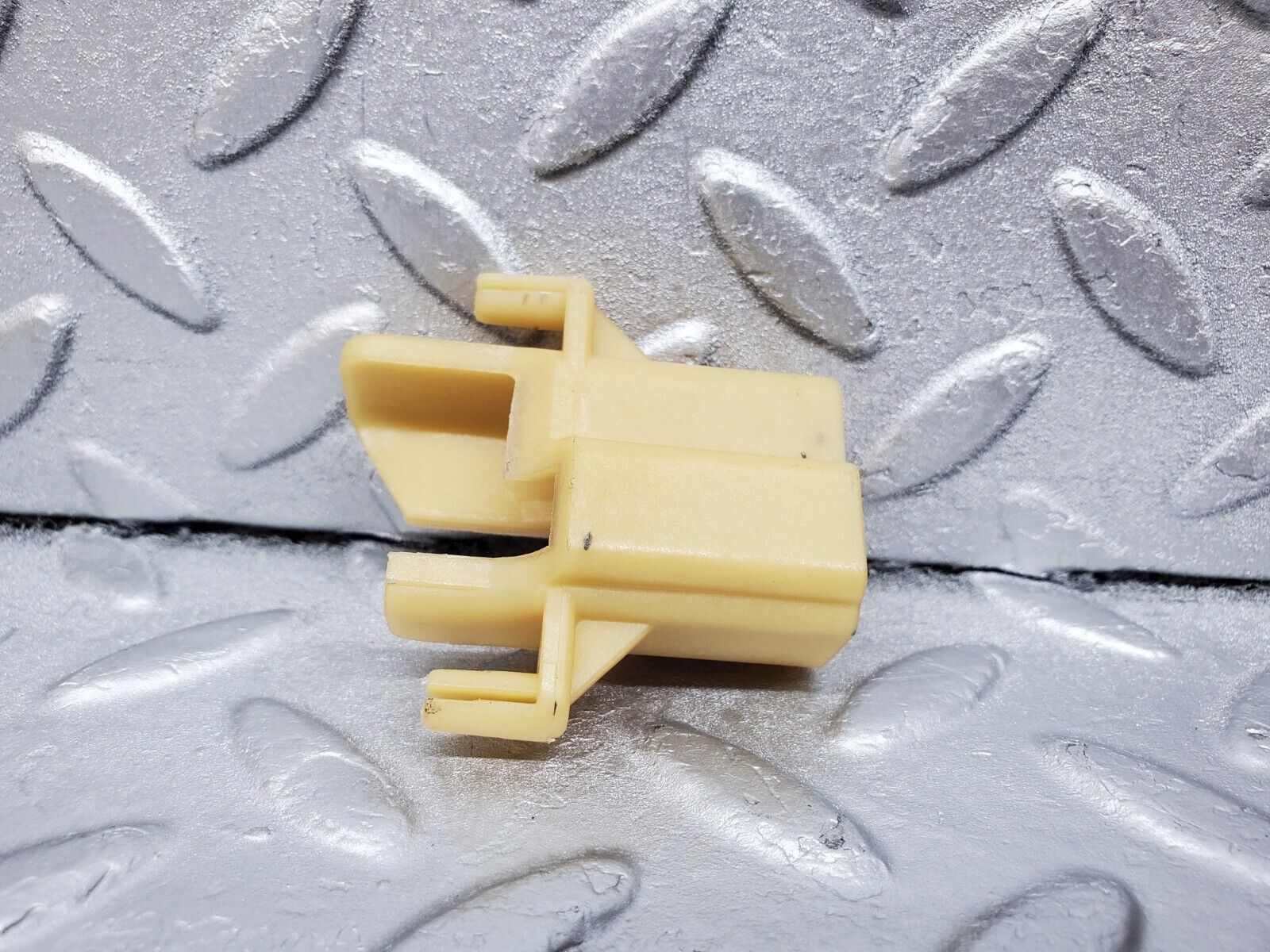 45515 Mercedes-Benz Gearbox Support Bracket 722.309 1262770940 1262770740