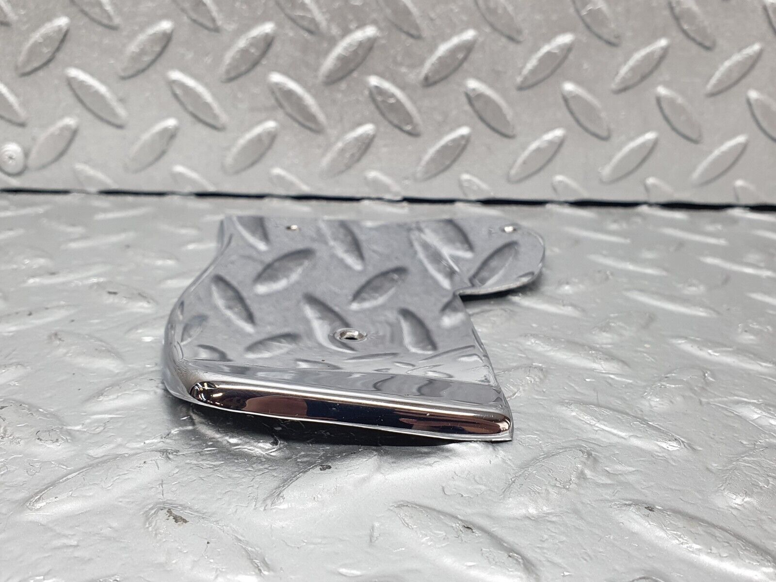 43965 Mercedes-Benz C123 230CE Coupe Left Door Chrome Cover