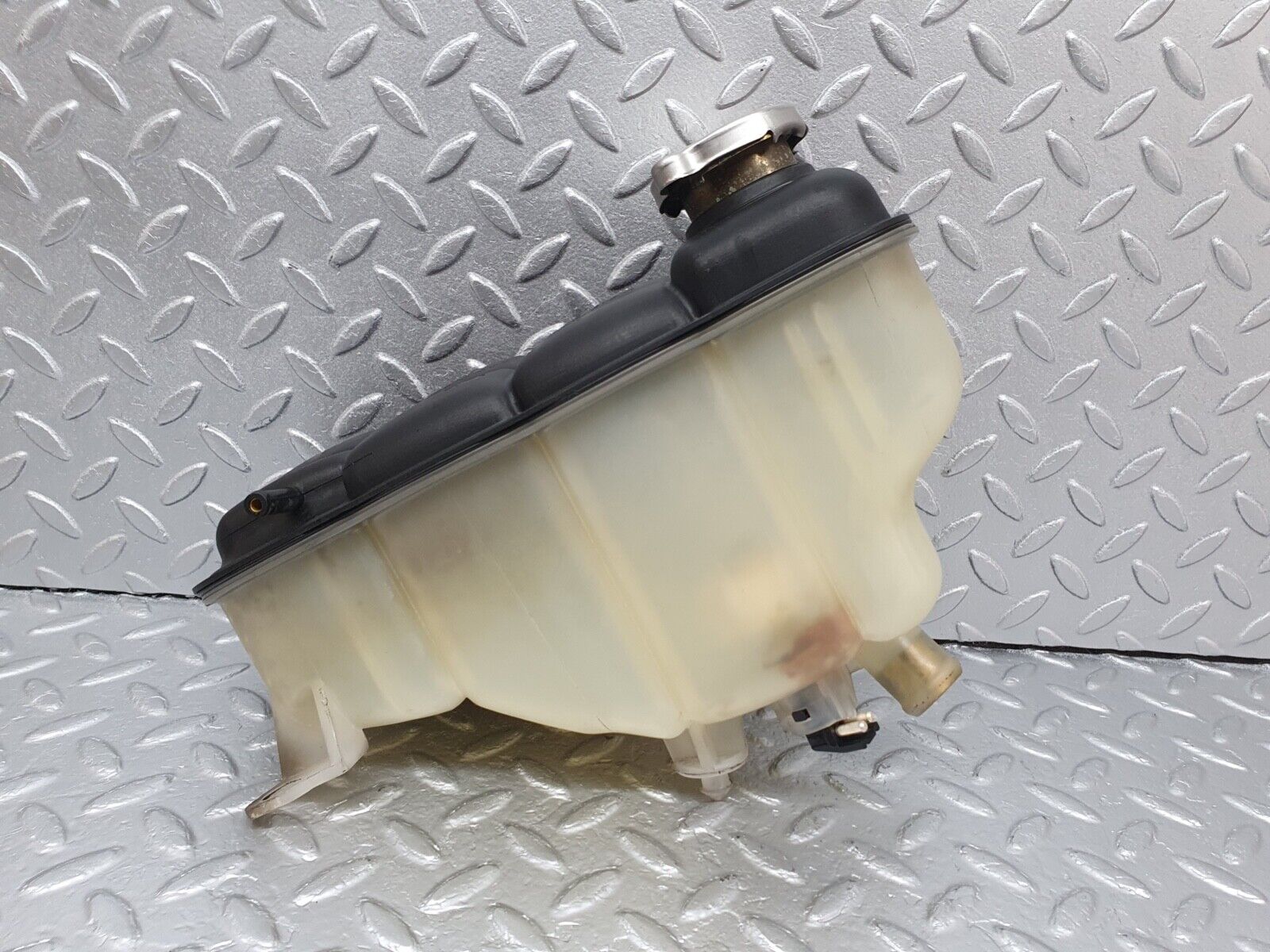 42010 Mercedes-Benz W202 C200 Coolant Reservoir Tank 2025000249 1245000406