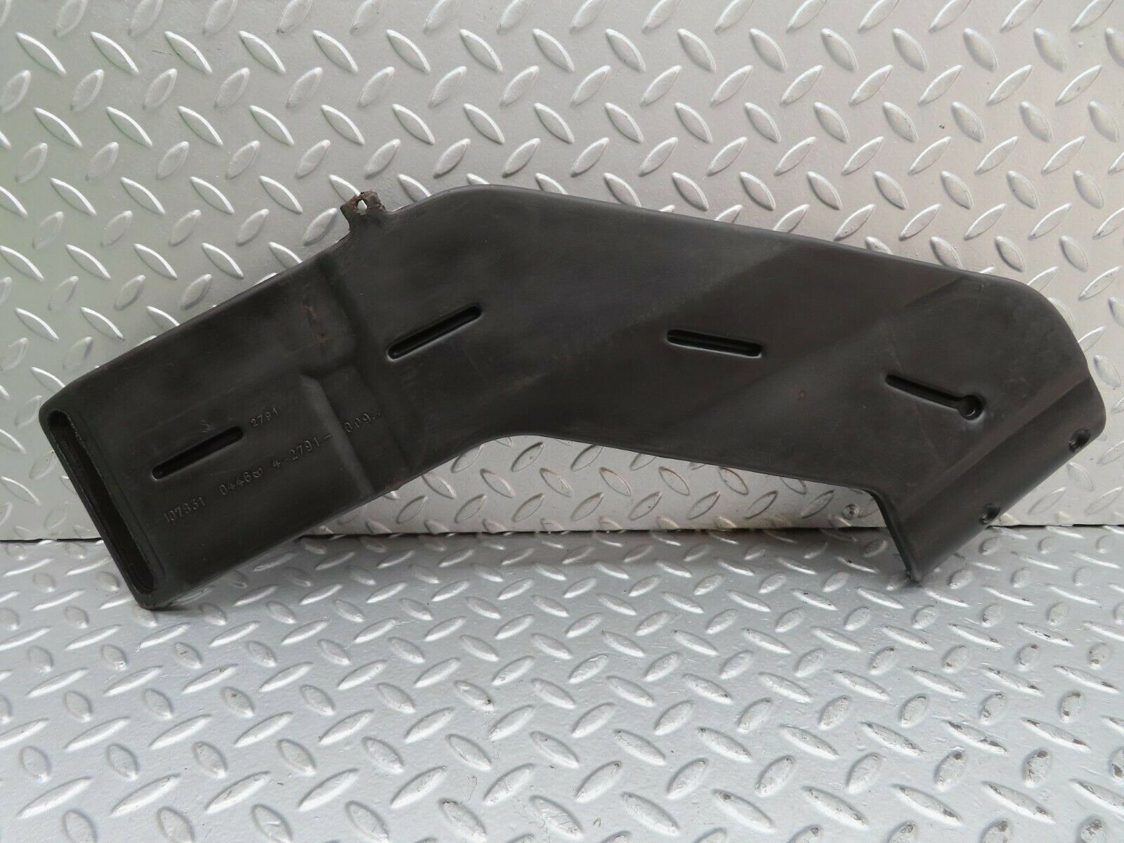 15551 Mercedes-Benz R107 450SL Air Duct Vent Right Side 1078310446
