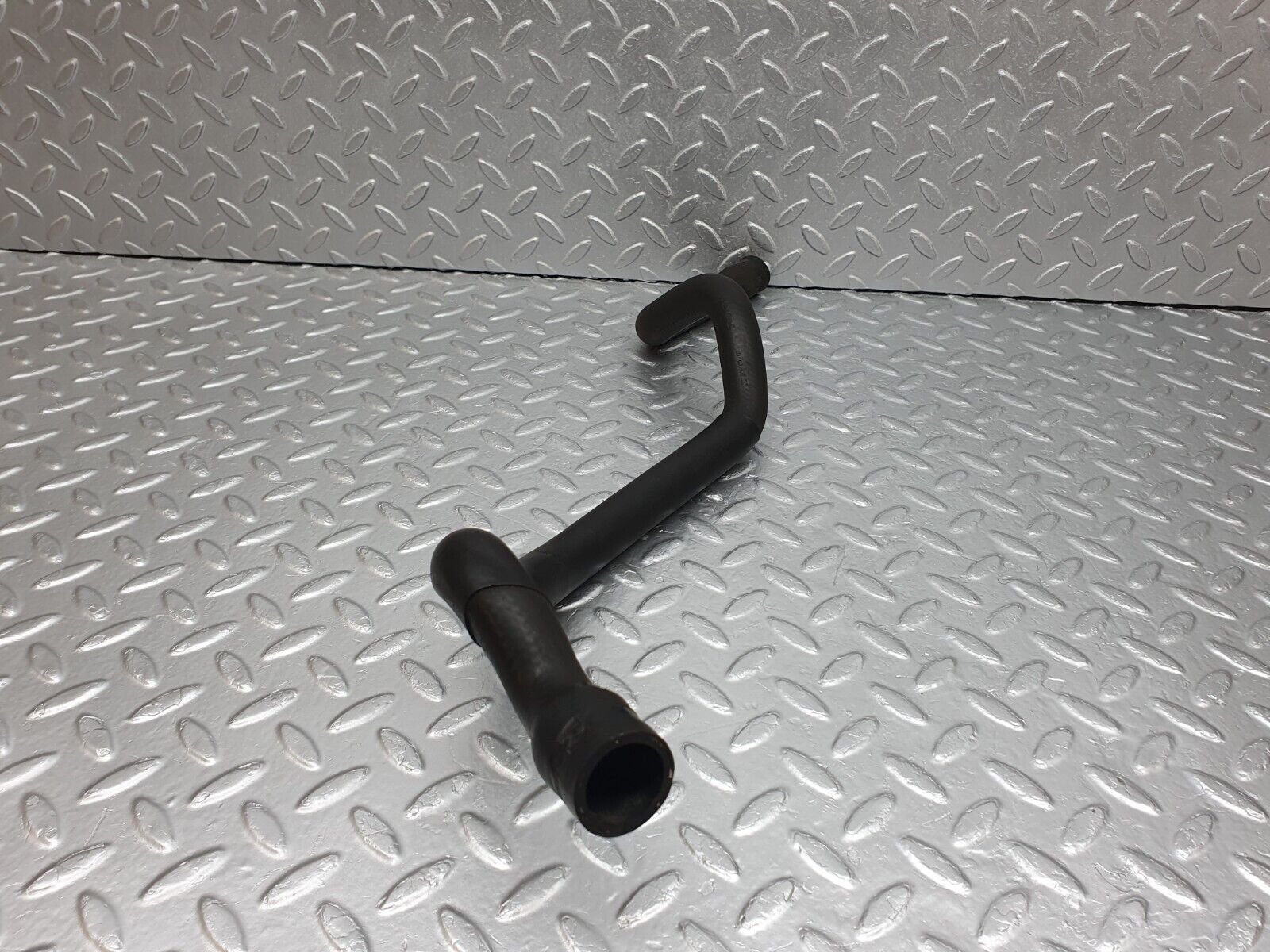 42071 Mercedes-Benz W202 C200 Wagon Radiator Hose 2025000075