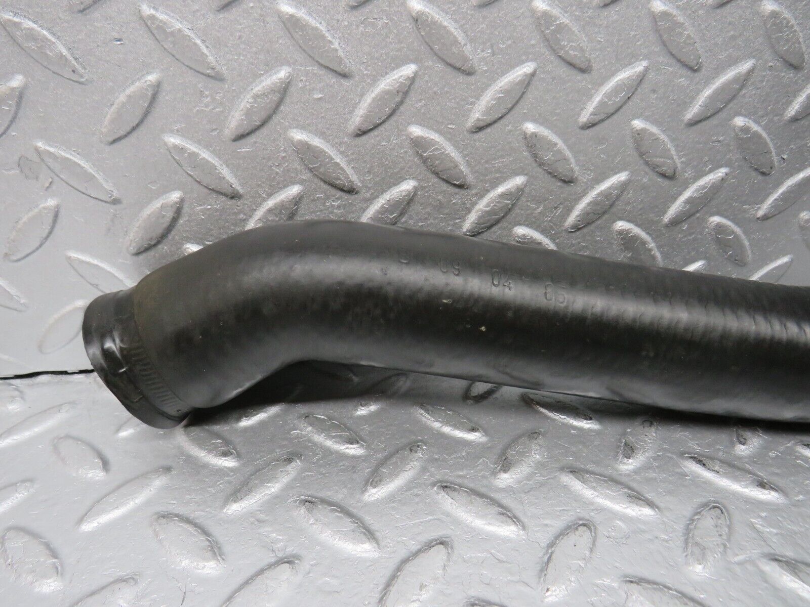 39179 Mercedes-Benz R107 500SL Lower Radiator Hose Pipe 1075011482