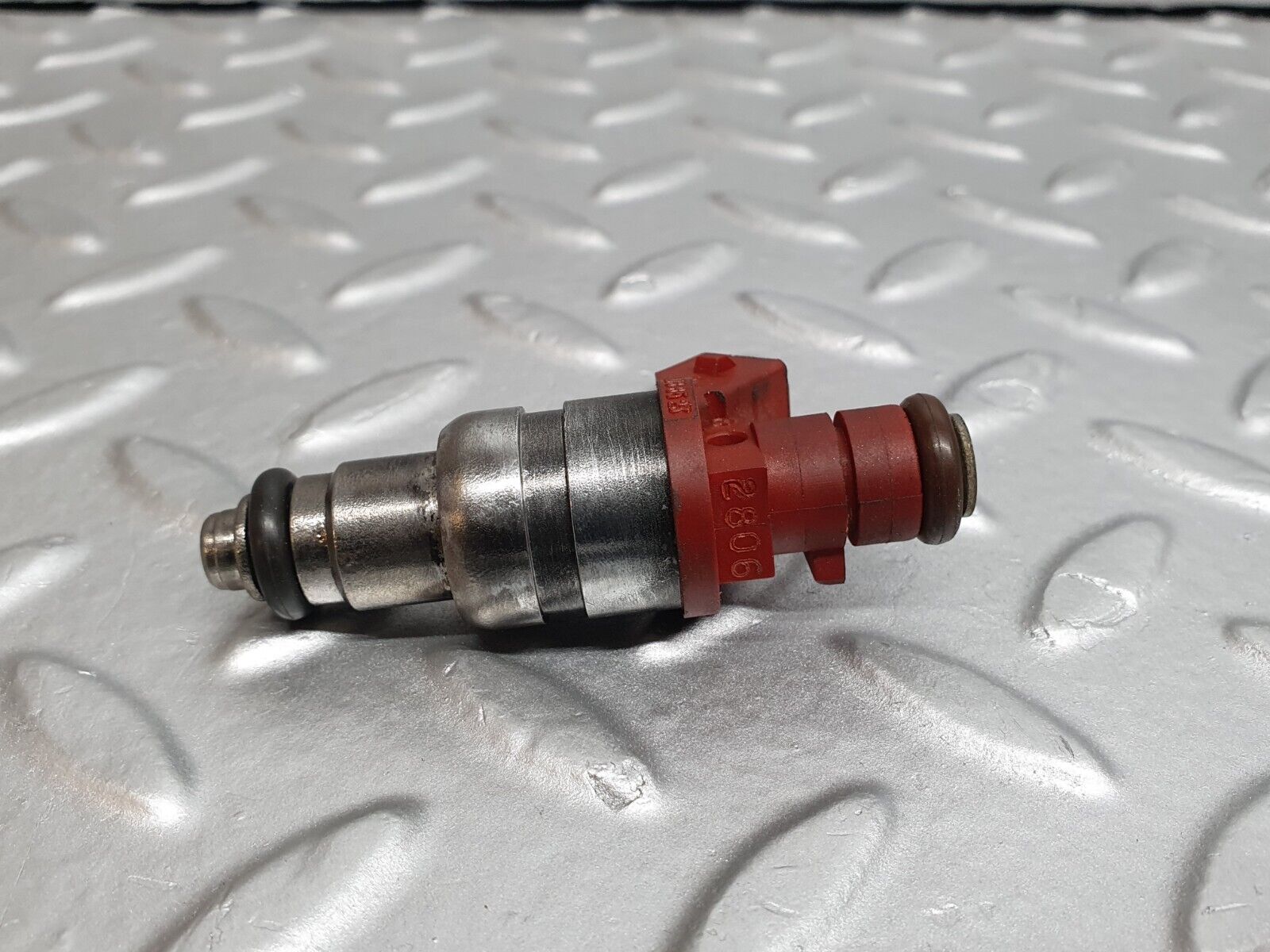 42058 Mercedes-Benz W202 C200 Fuel Injector Siemens 0000788523