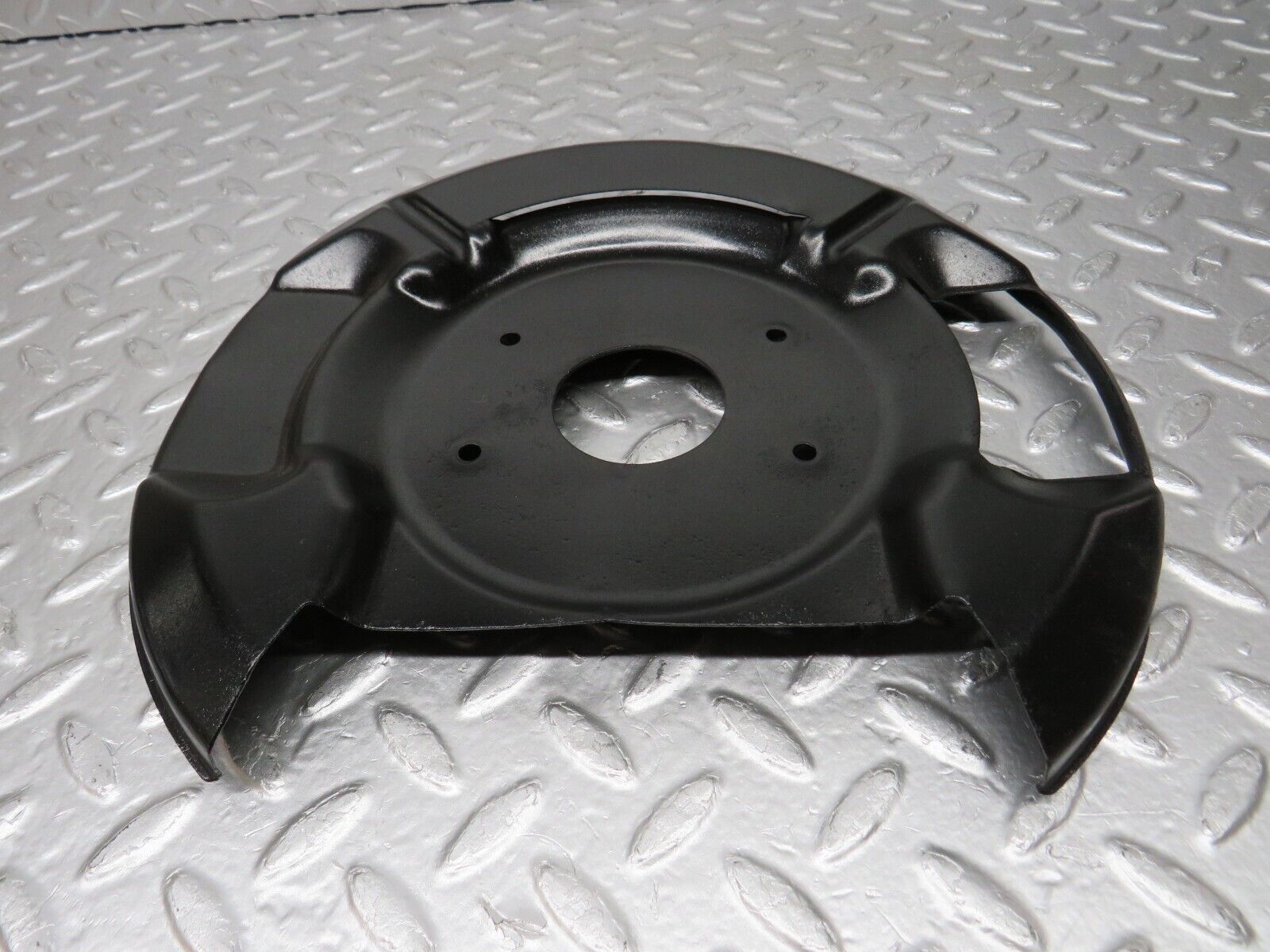 33010 Mercedes-Benz C107 R107 350 V8 Front Right Brake Disc Protection Plate