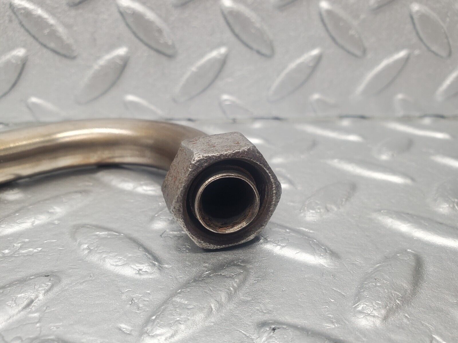 46033 Mercedes-Benz W126 420SE EGR Valve Hose Pipe