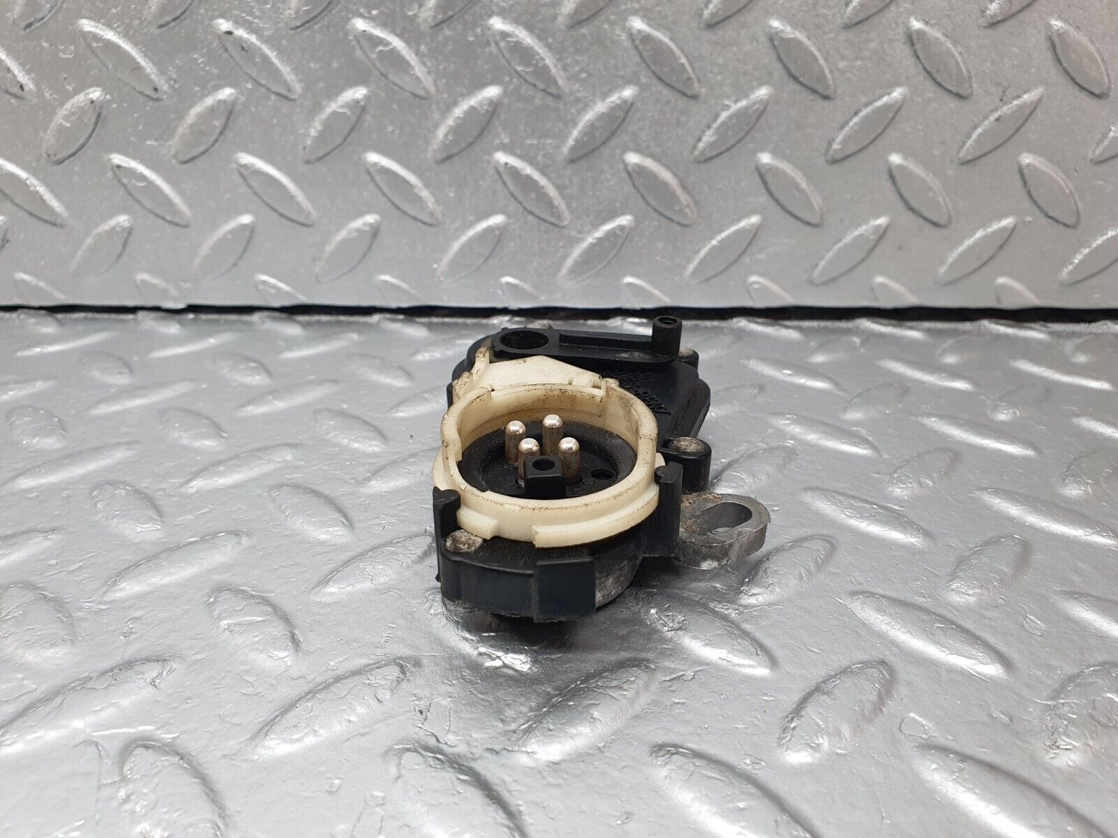 42634 Mercedes-Benz R129 320SL Coupe Reverse Light Switch 0005454906