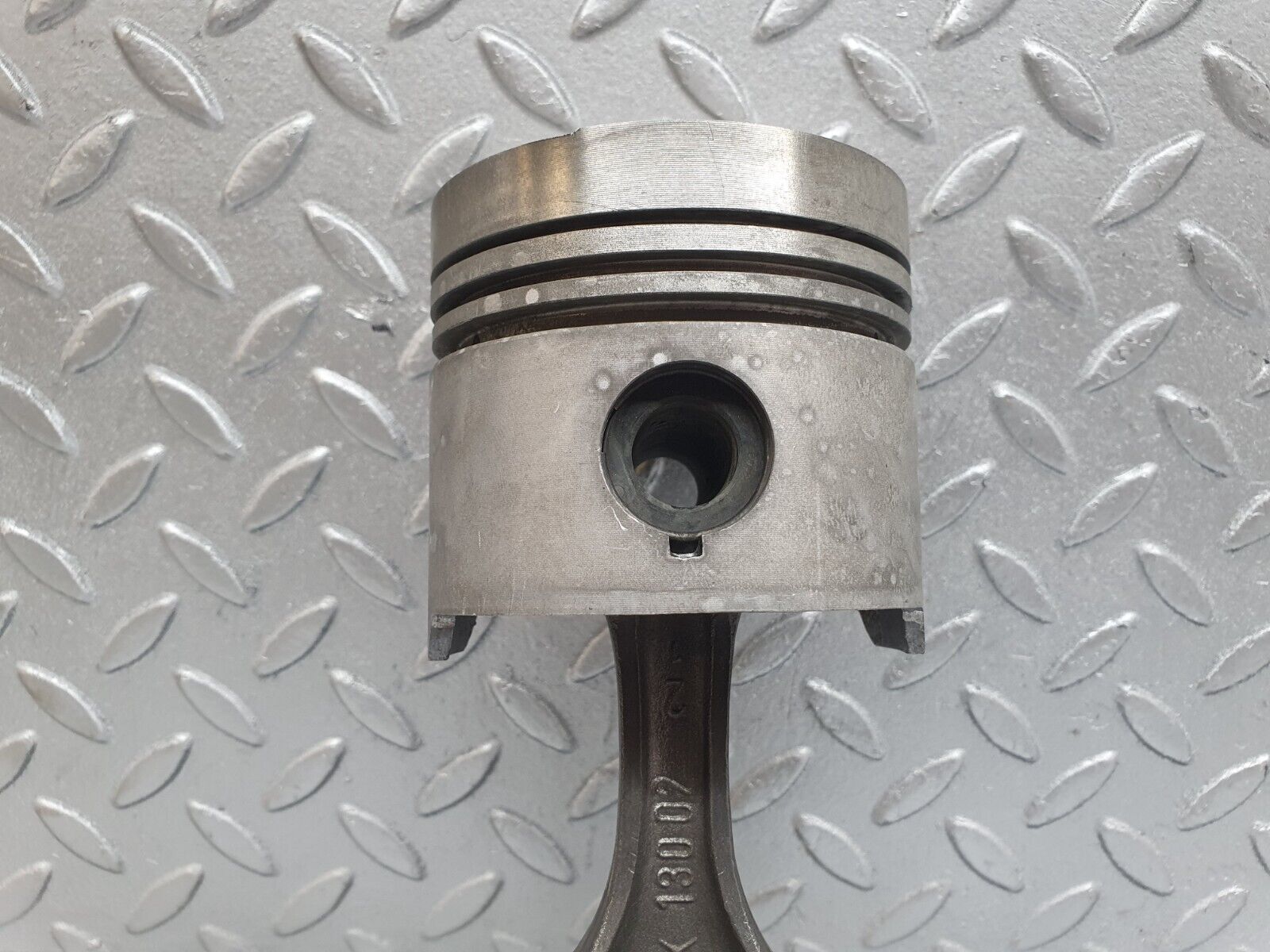 43874 Mercedes-Benz W108 280SE Piston With Connecting Rod 87.47 mm 13002