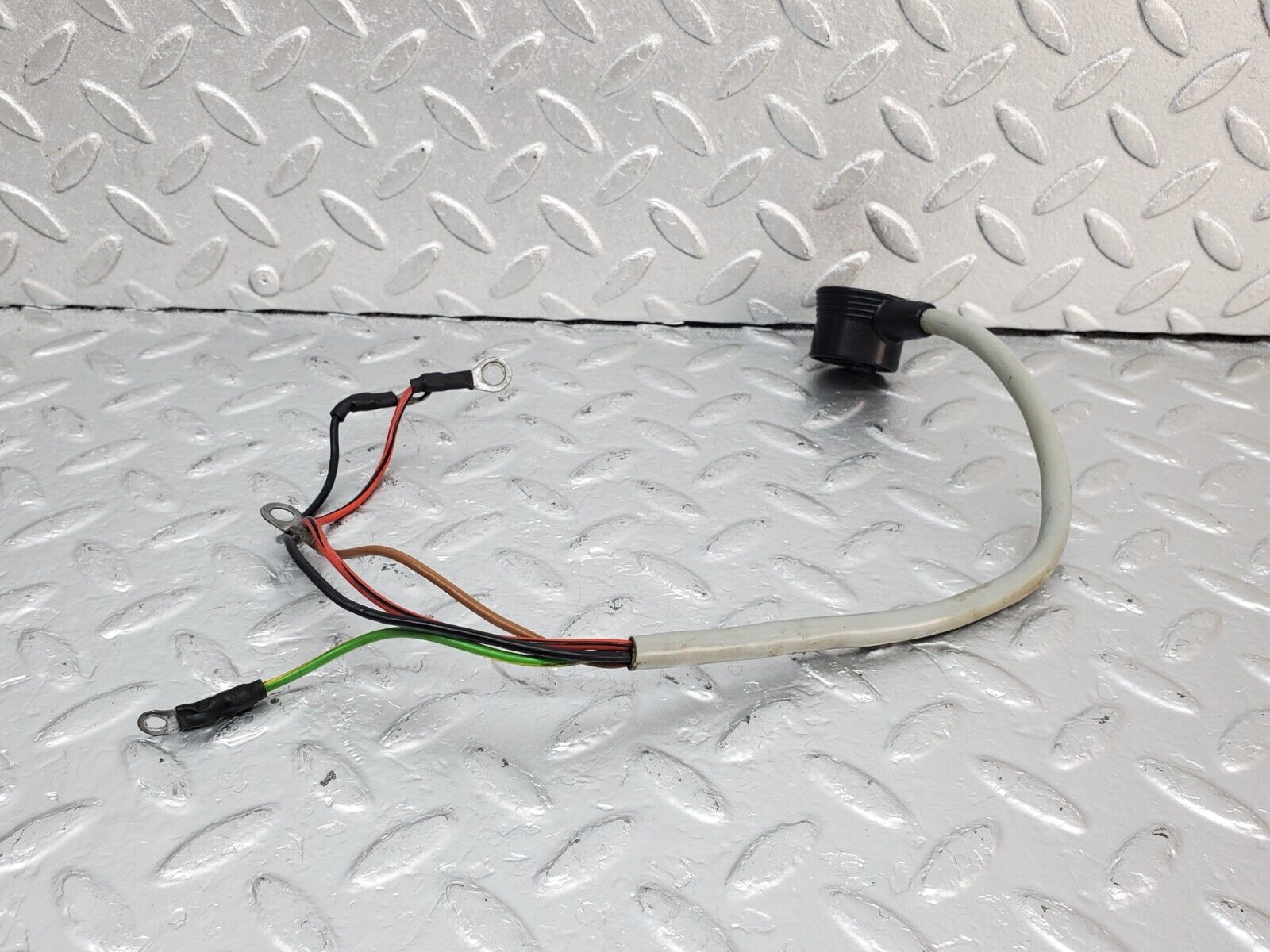 44419 Mercedes-Benz W123 280E Ignition Control Unit Cable 09961811