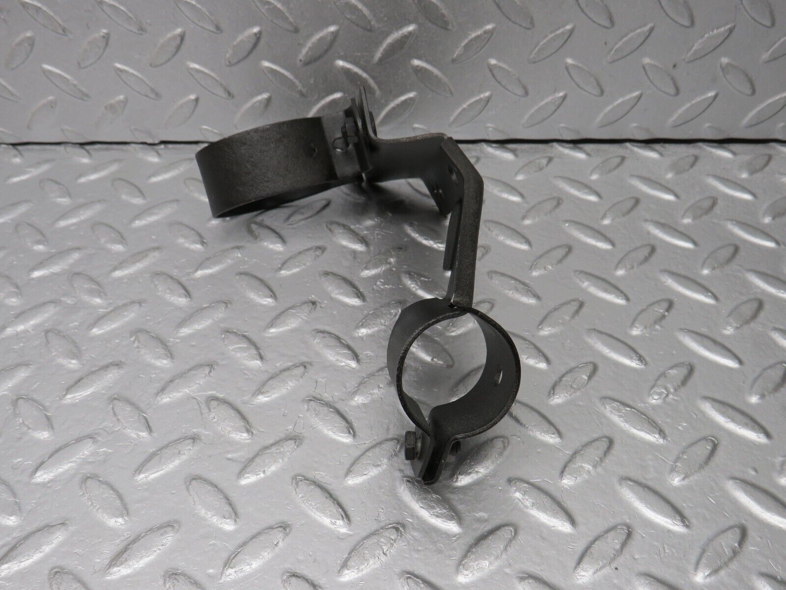 39283 Mercedes-Benz R107 500SL Fuel Pump Fuel Filter Holder Bracket